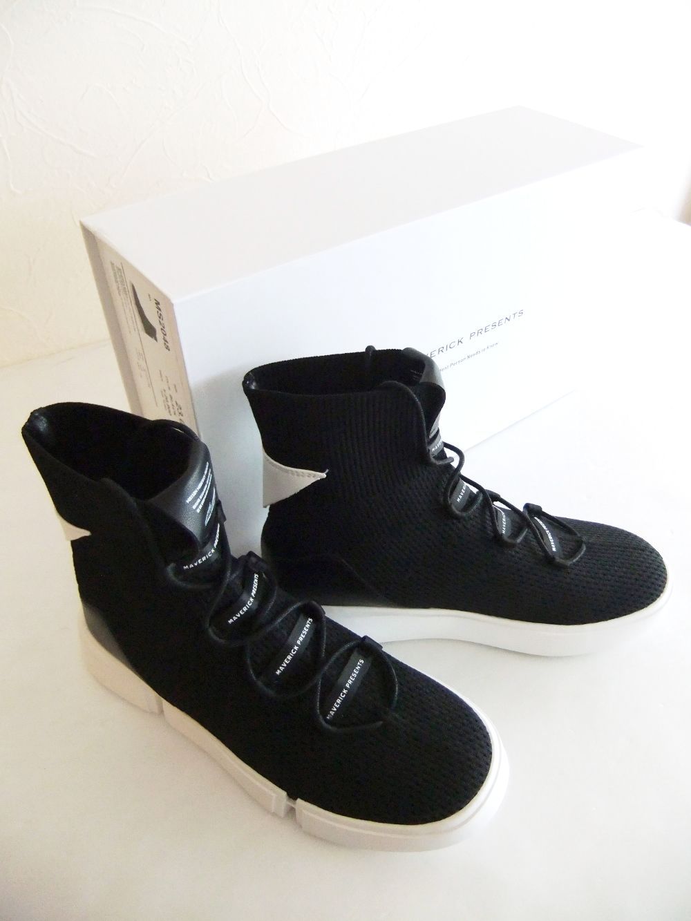 ロゴ入り ミッド スニーカー  LOGO MID SNEAKERS   MS 2048