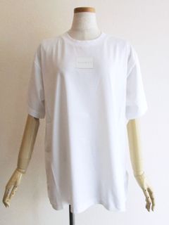 【レディース】MM⑥ MAISON MARGIELA  (ホワイト) ロゴ Tシャツ