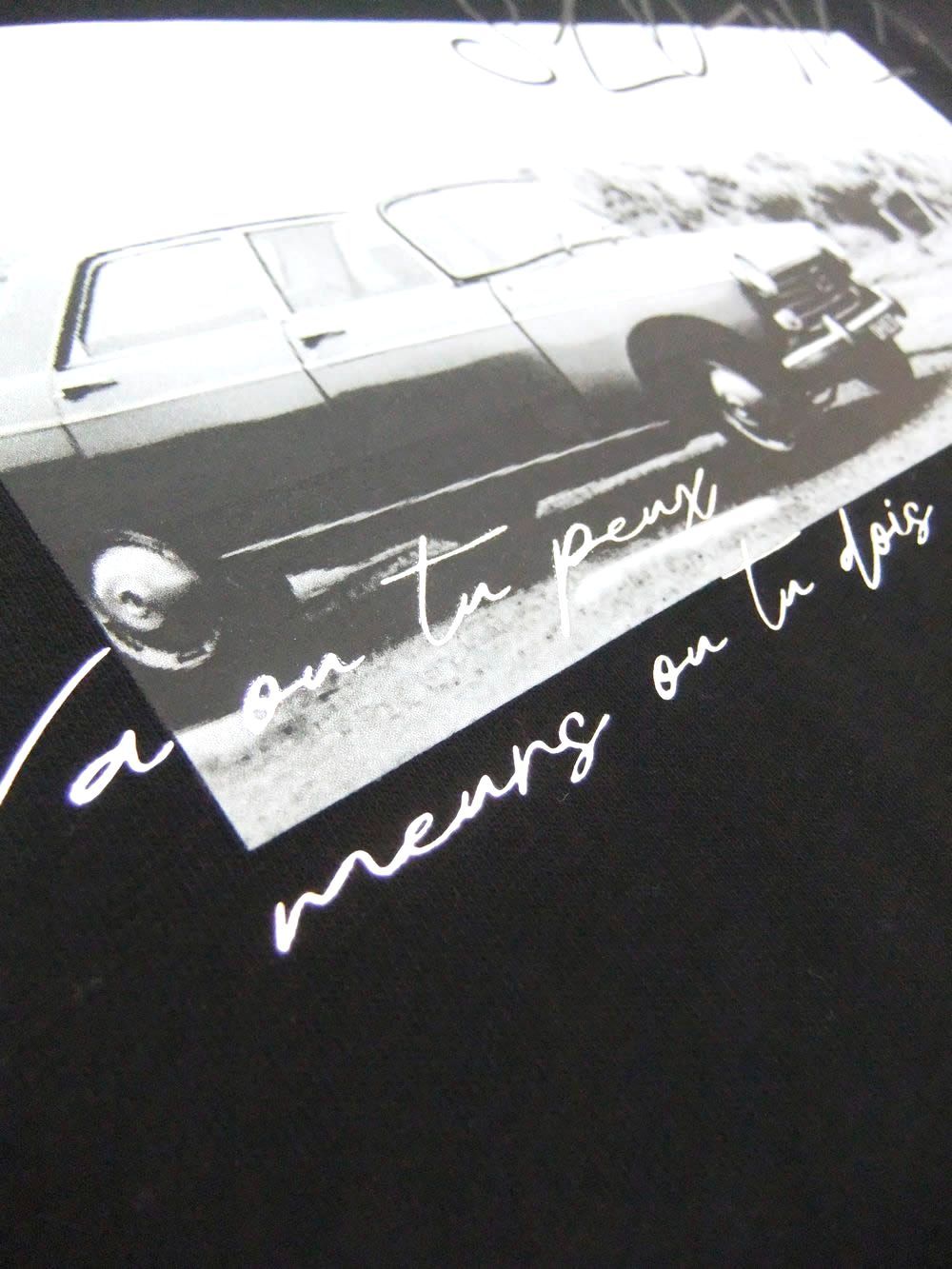 フォトプリント フロントスリット コクーン Tシャツ  (ブラック)  626939