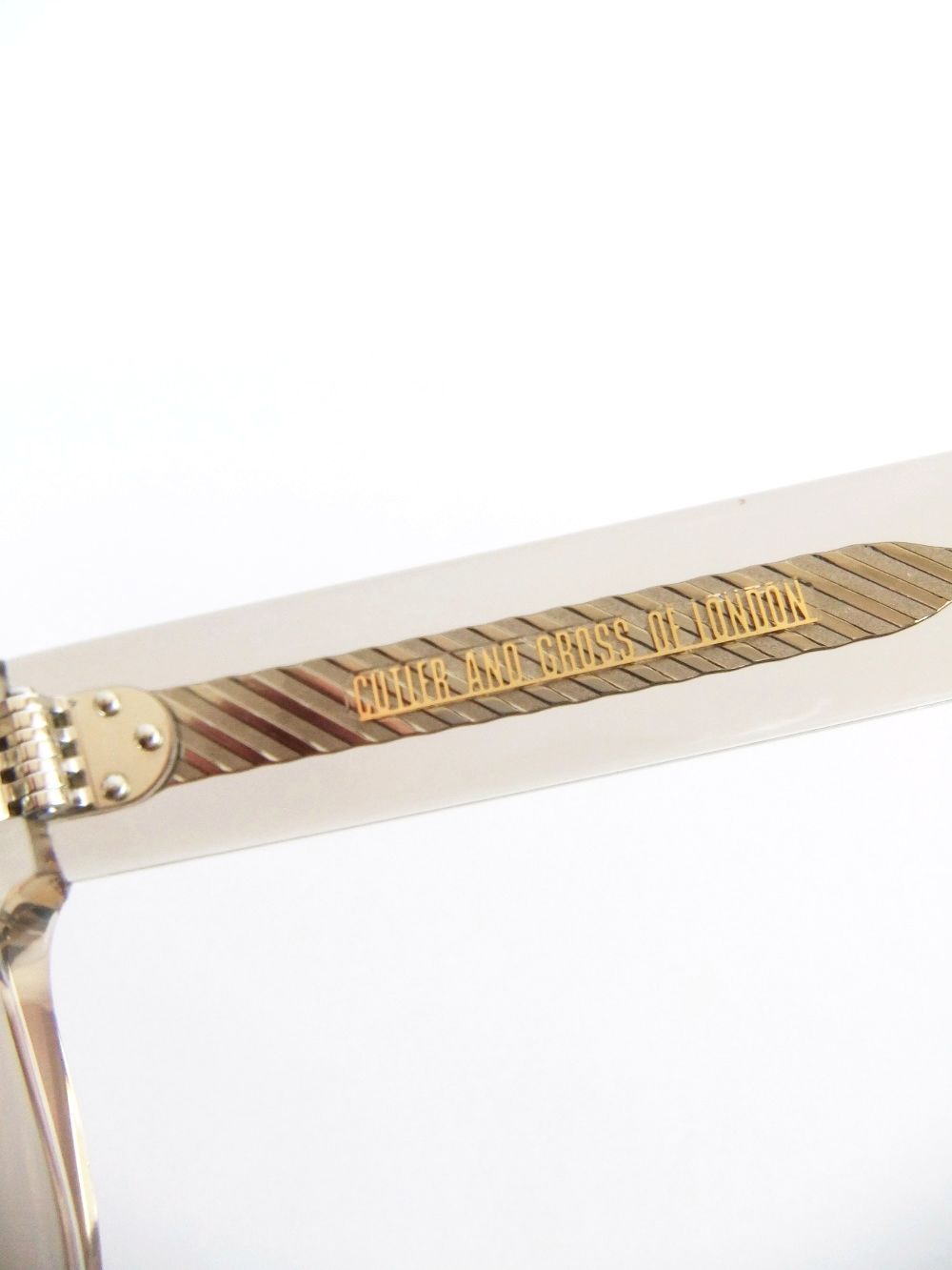 CUTLER AND GROSS   1403 SQUARE SUNGLASSES-SAND CRYSTAL
