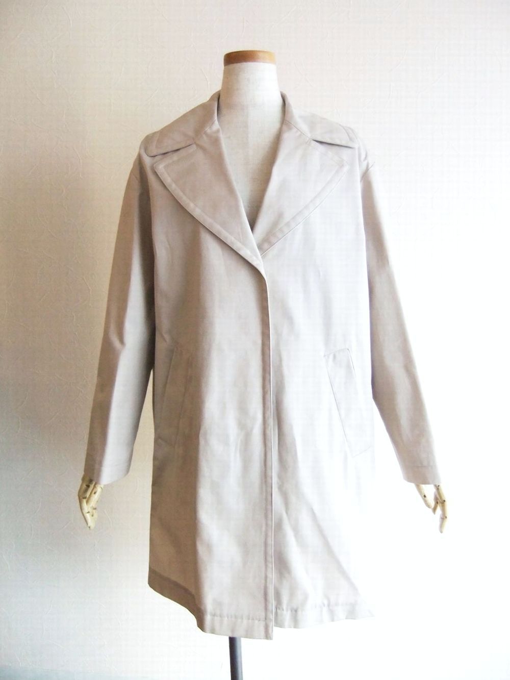 【LADIES】 DELON ＆ MONOGRAM COAT トレンチ ハーフ コート  CA000509DD-13218