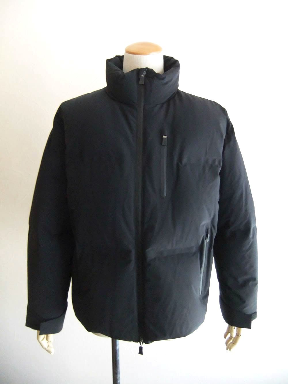 HERNO INPACT  4 WAY ストレッチ フーデッド ダウン ブルゾン