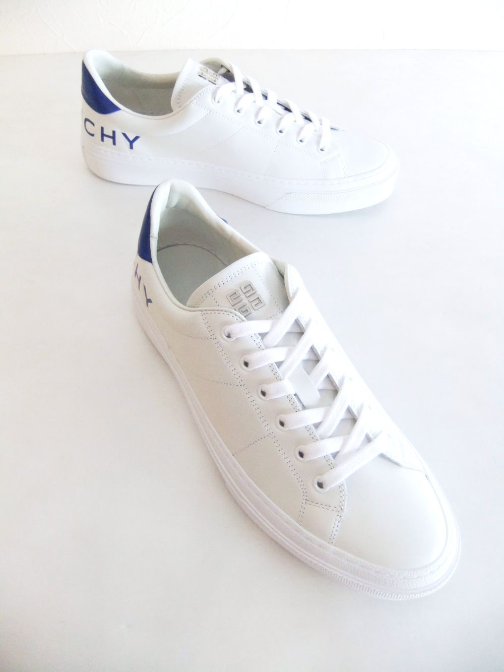 スニーカー GIVENCHY City Sport Sneaker Givenchy | City sport white elastic sneakers | Savannahs
