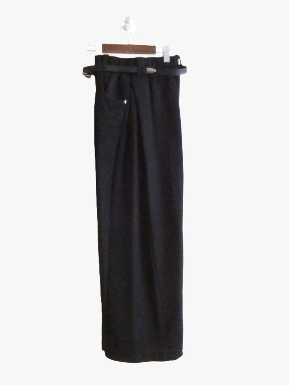ベルト付き サイドタック スウェット パンツ   (ブラック)  636601