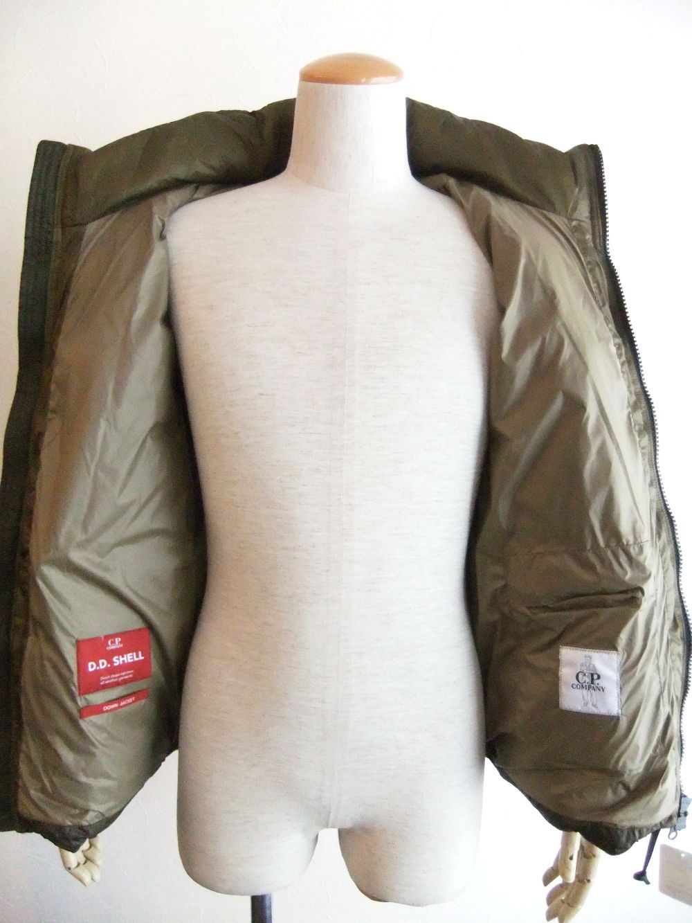D.D. SHELL DOWN JACKET  (カーキブラウン) ナイロン ジップアップ ブルゾン