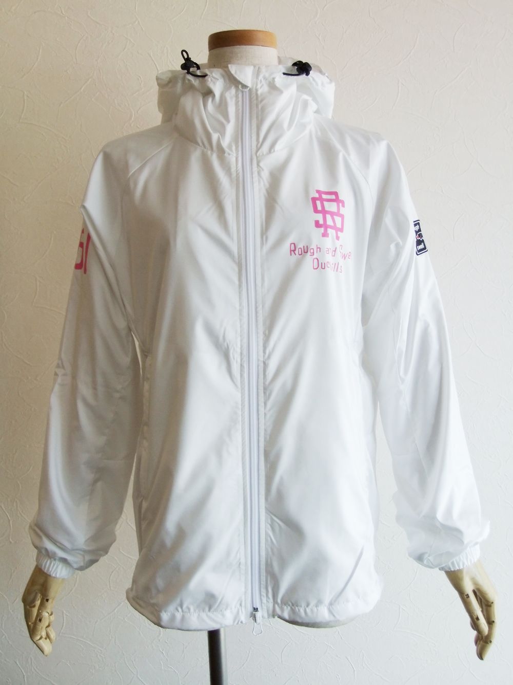 【LADIES】 NEW ENGLAND HOODIE W. ロゴ ウインドブレーカー RSL-21222 - S