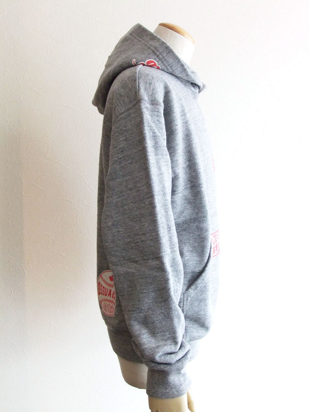 TEAM D2 HOODED SWEATSHIRT  スウェットフーディ   S74GU0415