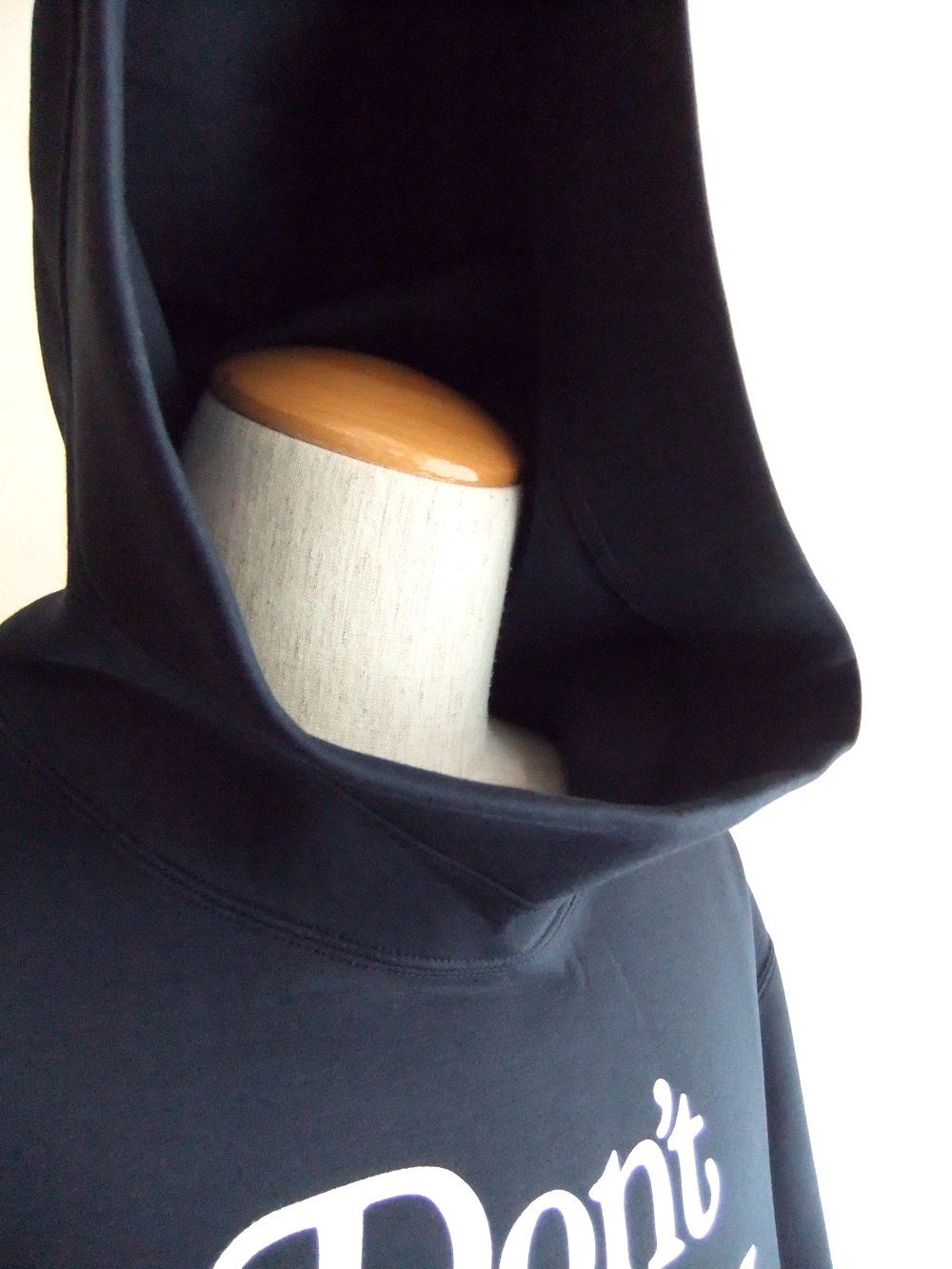 DON’T WORRY HOODIE  (ネイビー) ロゴ フーディ   RSM-25208