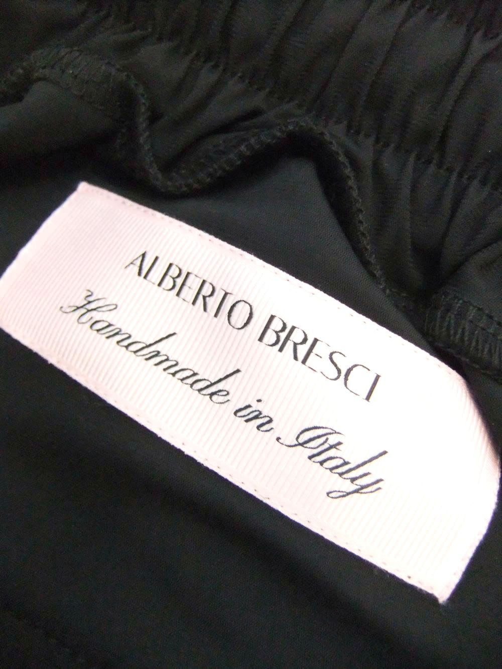 SHORTS OVER PINCES  (ブラック) ナイロン ストレッチ ハーフパンツ