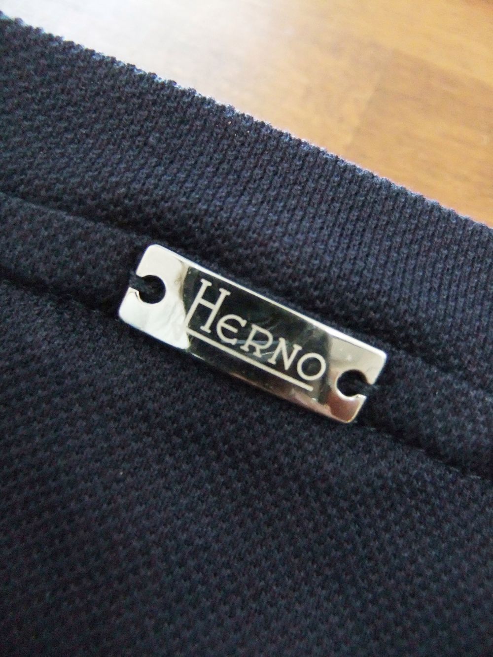 HERNO コットン ピケ クルーネック ロゴTシャツ (ネイビー)  JG000129U-54002