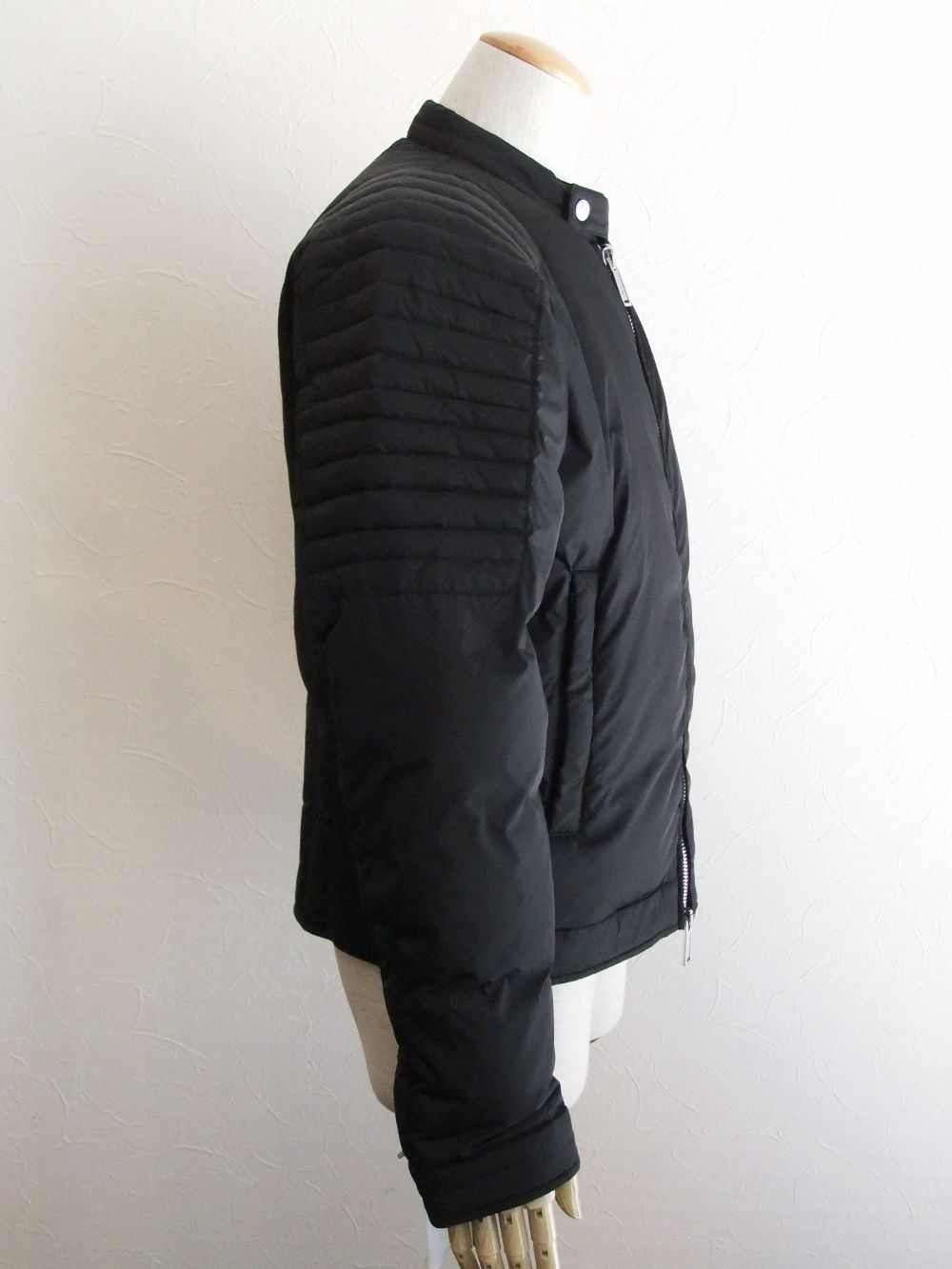 シングルライダース ダウンジャケット  SINGLE RAIDERSDOWN JACKET   S71AN0214S53355