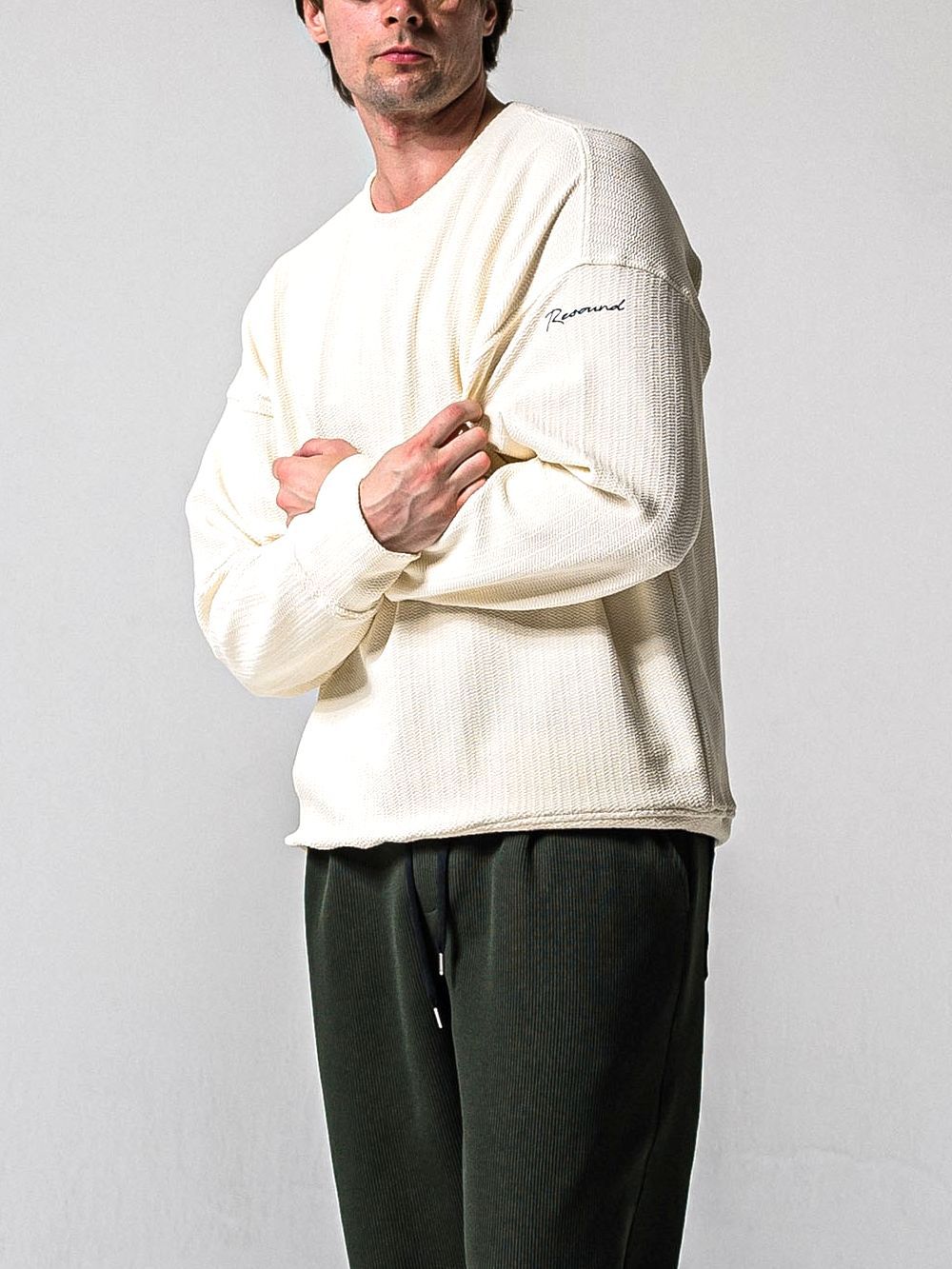 BLISTER TRAINER  (オフホワイト)   ブリスターニットトレーナー