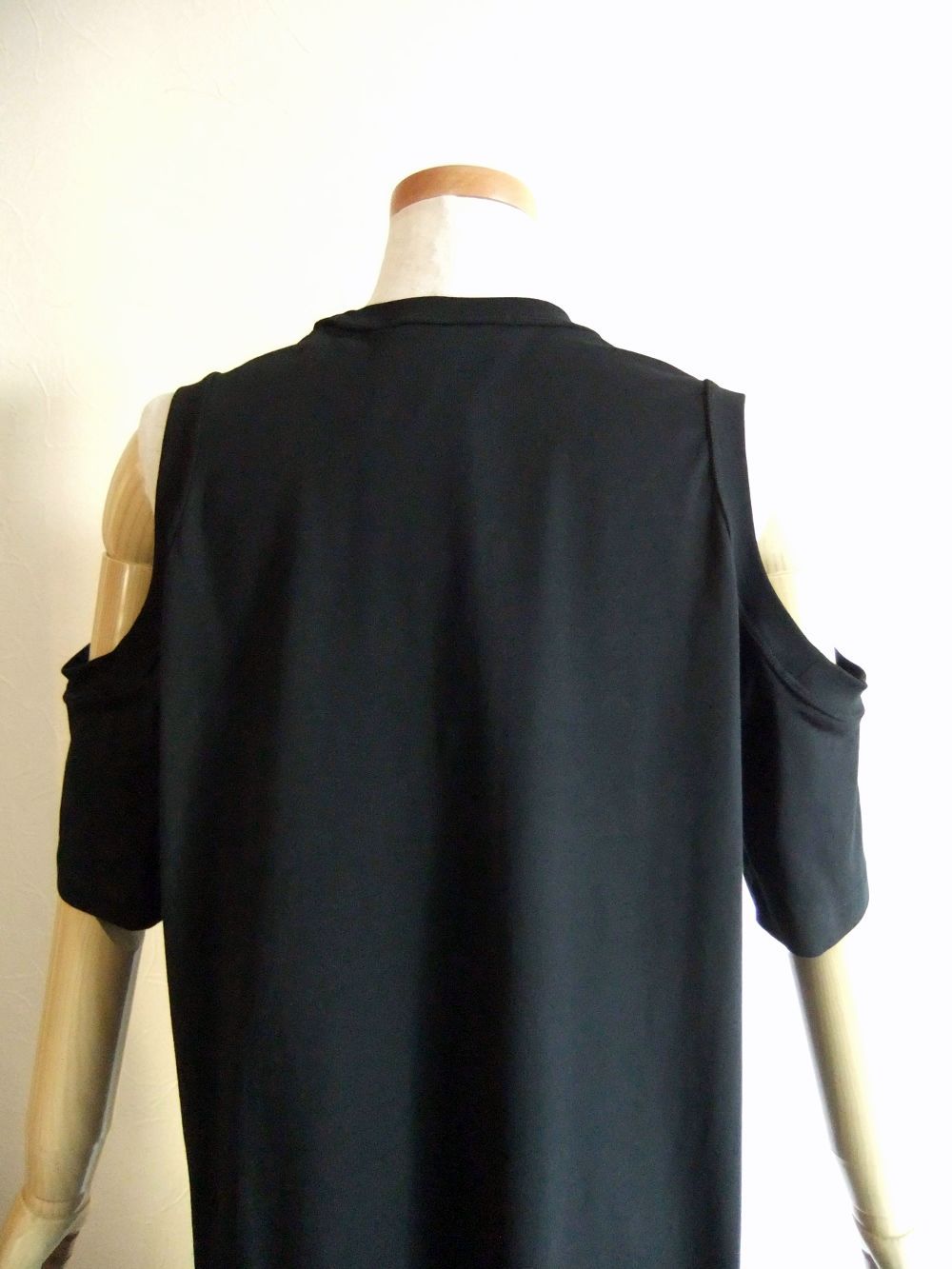 《LADIES》 ミニロゴ オフショルダー T ワンピース ドレス   3041MDA61-217298