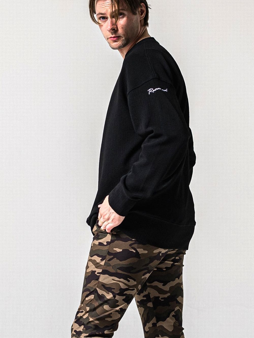 BLISTER TRAINER  (ブラック)   ブリスターニットトレーナー