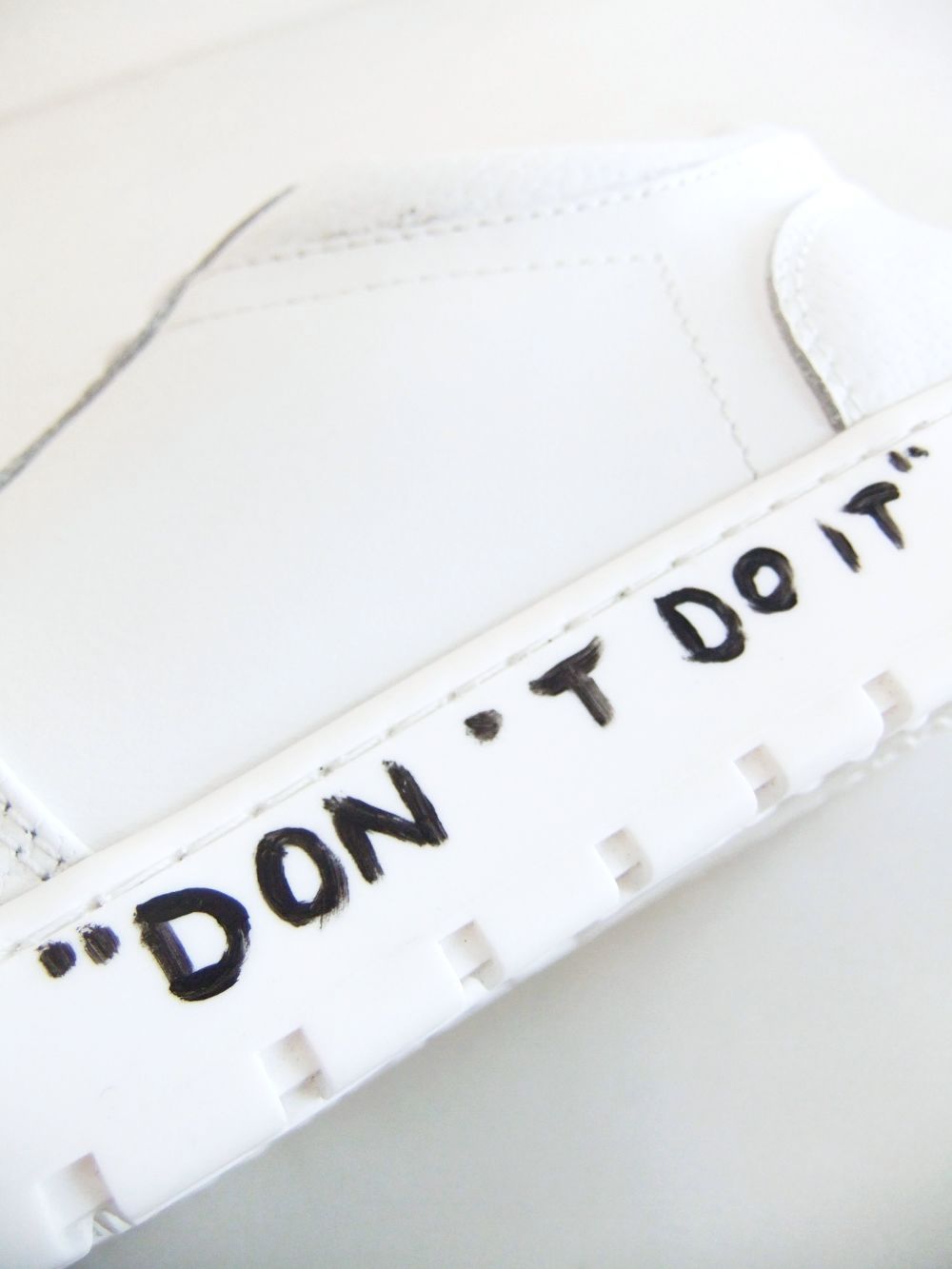 【MIKE don't do it】 【日本限定モデル】  レザースニーカー  (ホワイト × ホワイト)