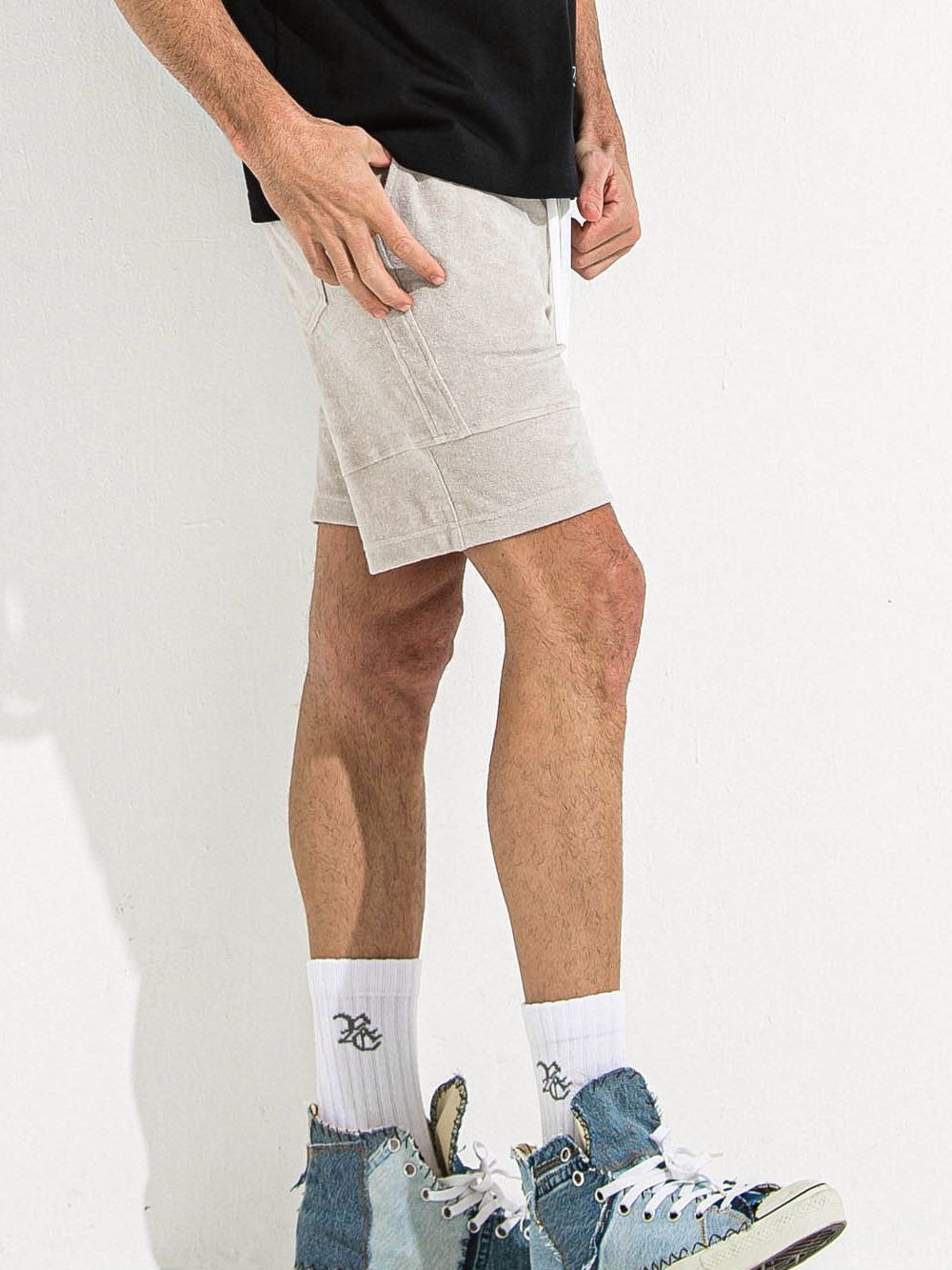 TYLER PILE SHORTS  パイル ショートパンツ  (グレージュ)
