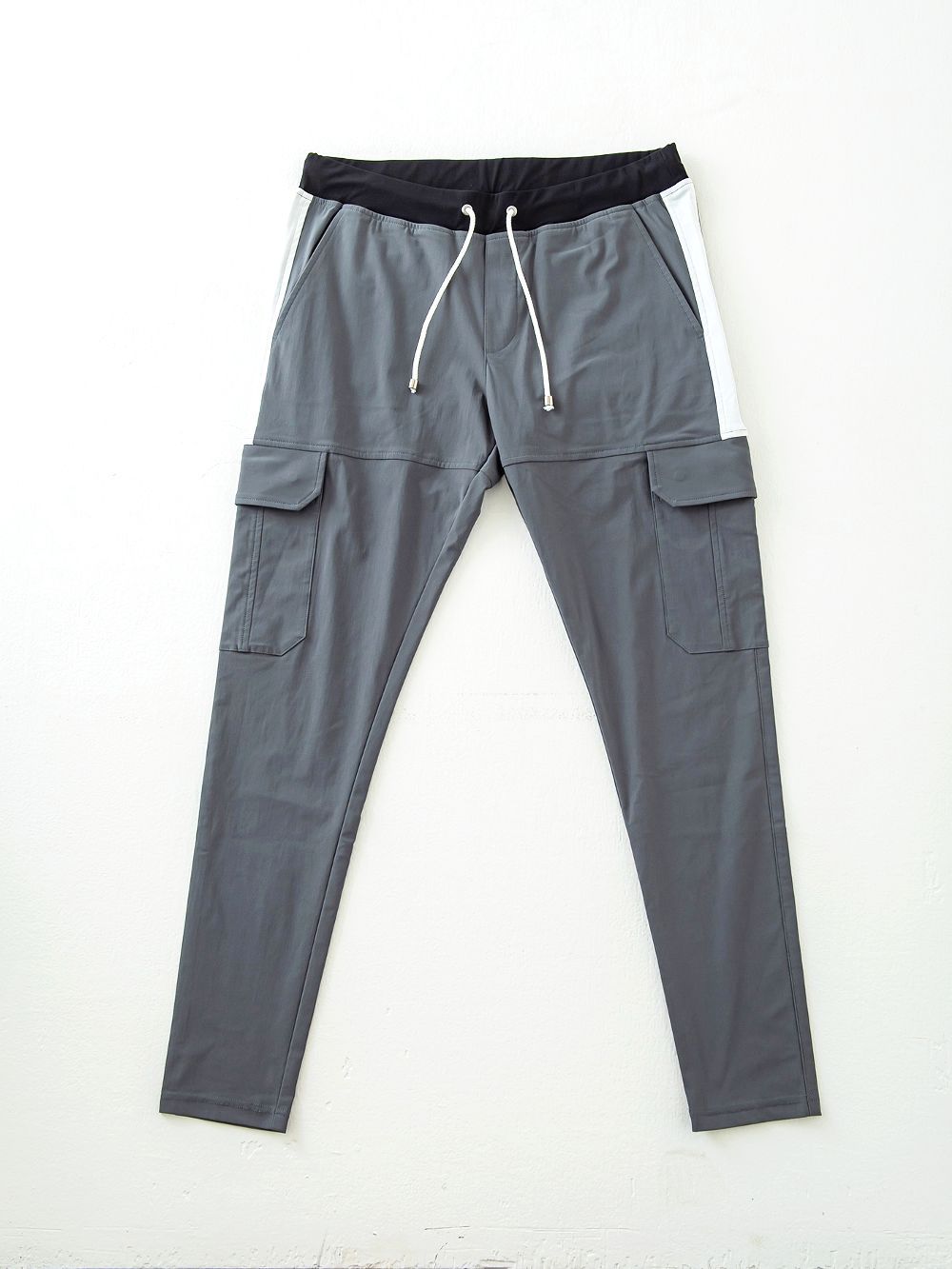 HV NYLON DARRELL CARGO PT  ナイロン カーゴパンツ (グレー × ホワイト)