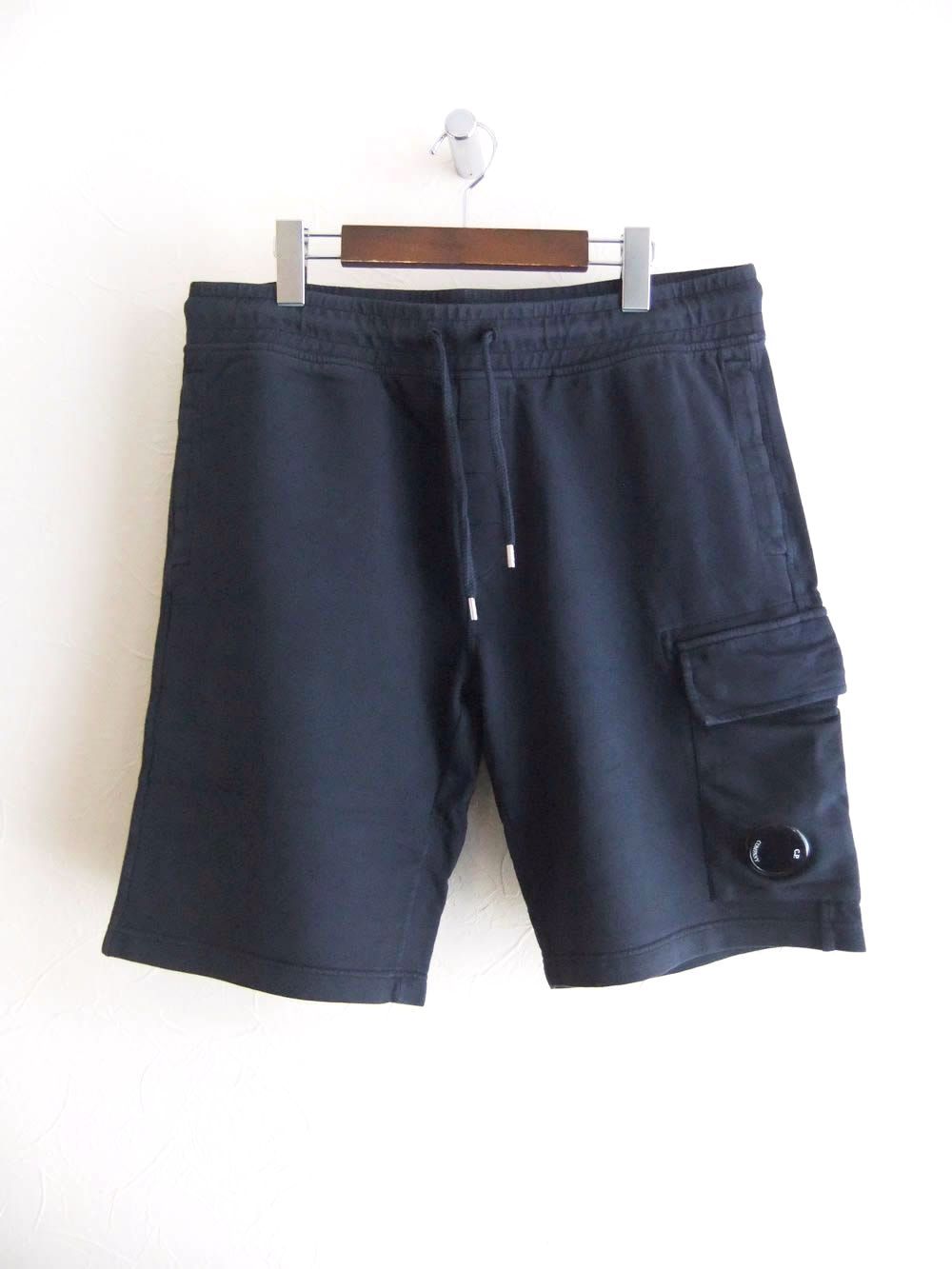 LIGHT FLEECE CARGO LENS SHORTS  (ネイビー)  スウェット ハーフパンツ