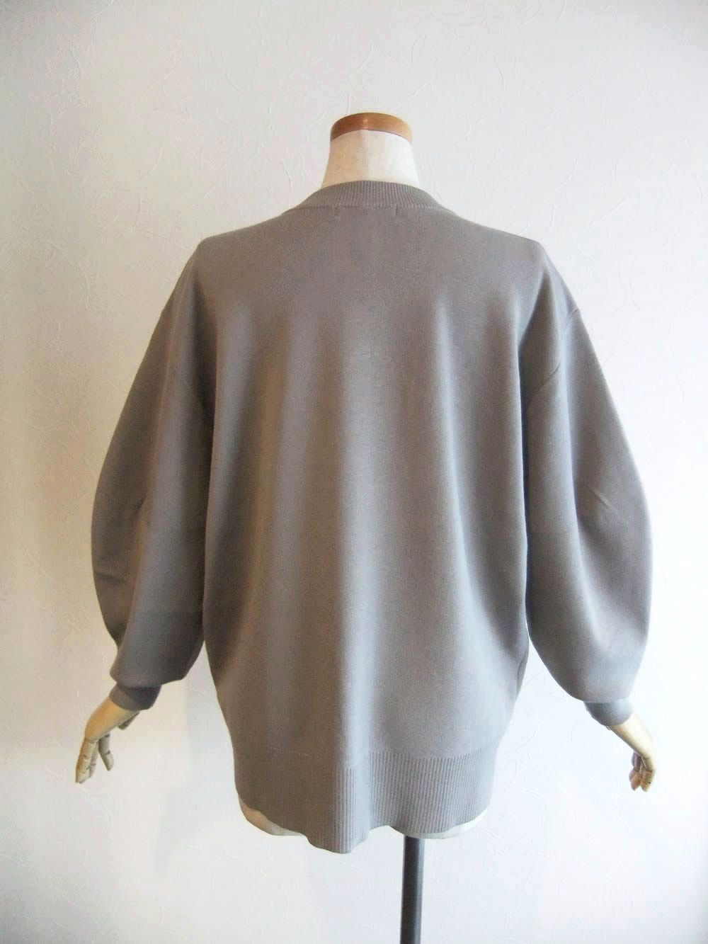 ドットボタン クルーネック カーディガン   （グレー） 546914