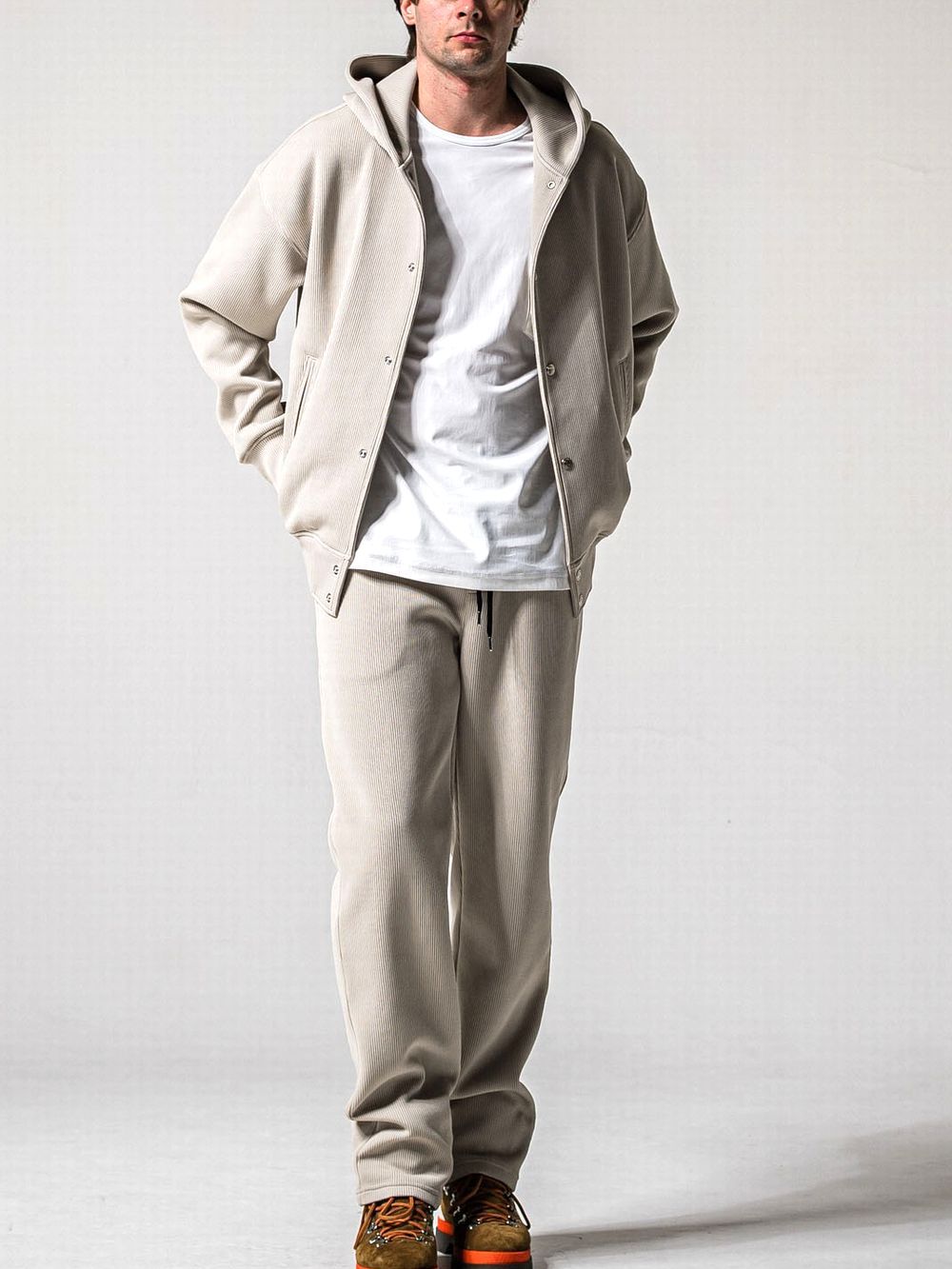 AZE WIDE TUCK PANTS   ワイド イージーパンツ （グレージュ）