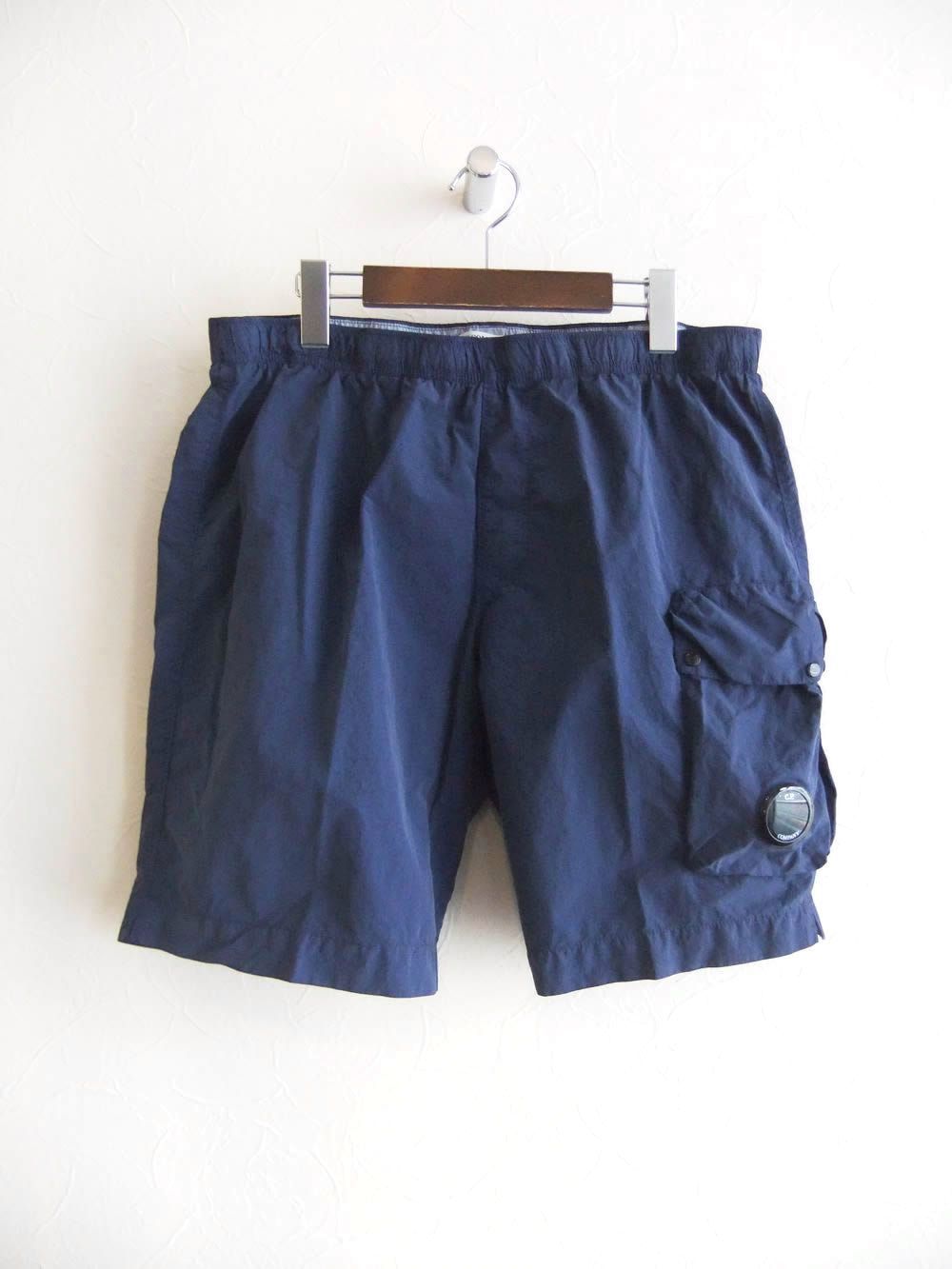 BEACHWEAR BOXER IN FLATT NYLON （ロイヤルブルー） ナイロン ショートパンツ