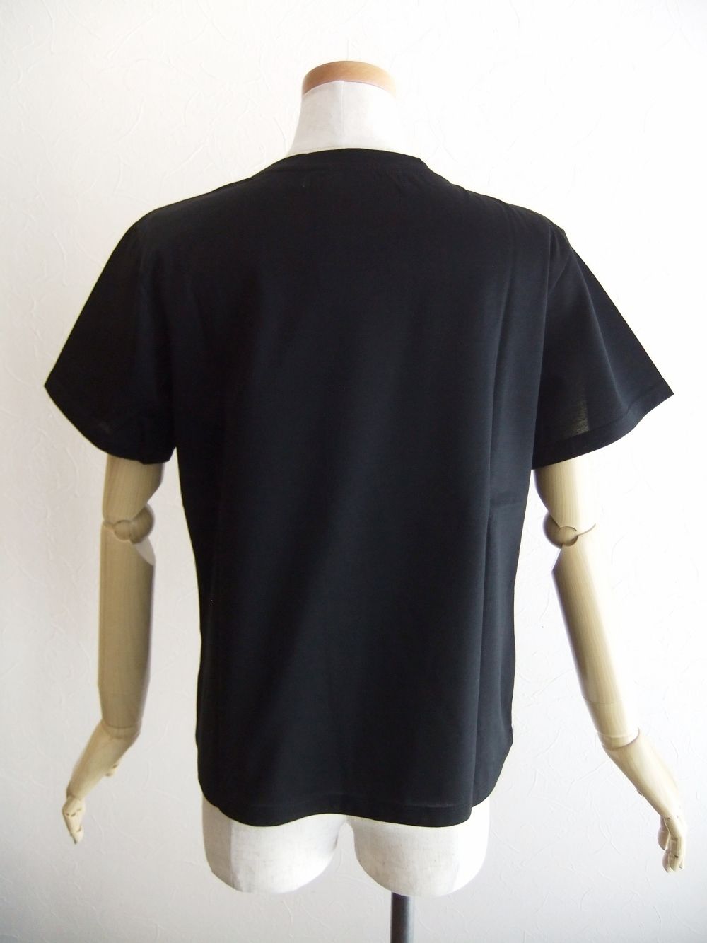 ハート❤ モチーフ パッチ Tシャツ  (ブラック)   MM2335