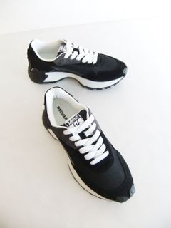 MAPLE 64 SNEAKERS  (ブラック)  ロゴ レザースニーカー