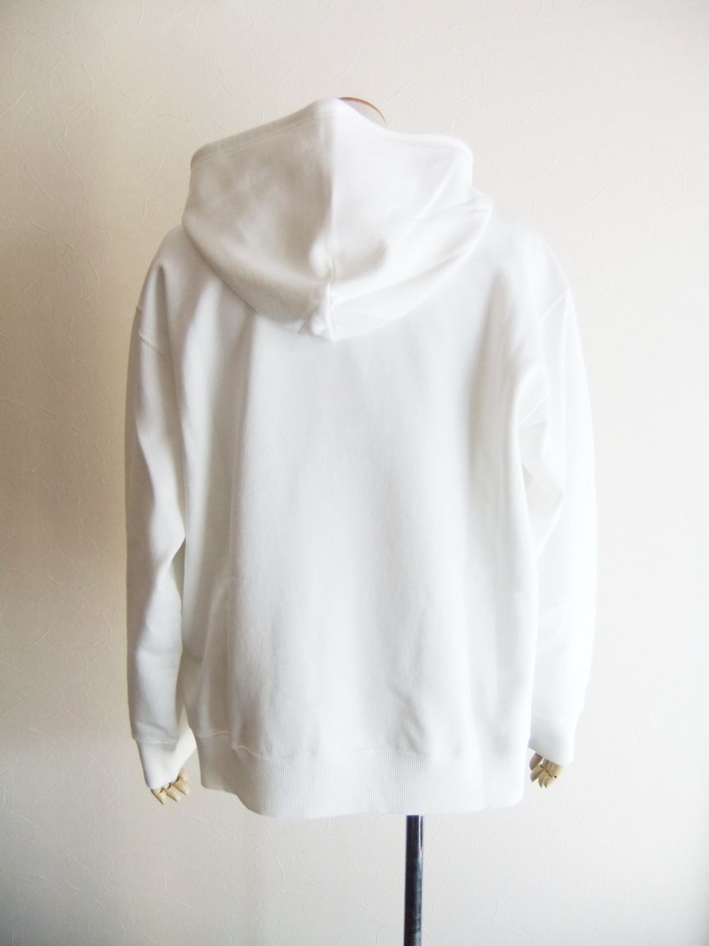 《MM➅》 Maison Margiela  (ホワイト)  ナンバリングスウェットシャツ