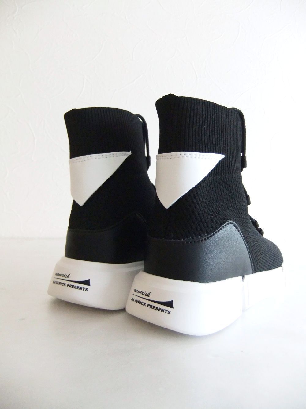 ロゴ入り ミッド スニーカー  LOGO MID SNEAKERS   MS 2048