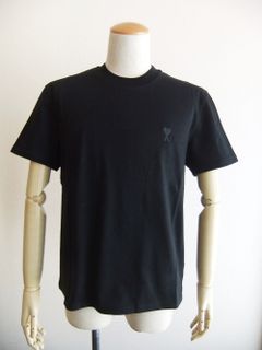 【ユニセックス】AMI DE COEUR Tシャツ (ブラック×ブラック）  ロゴ半袖 Tシャツ