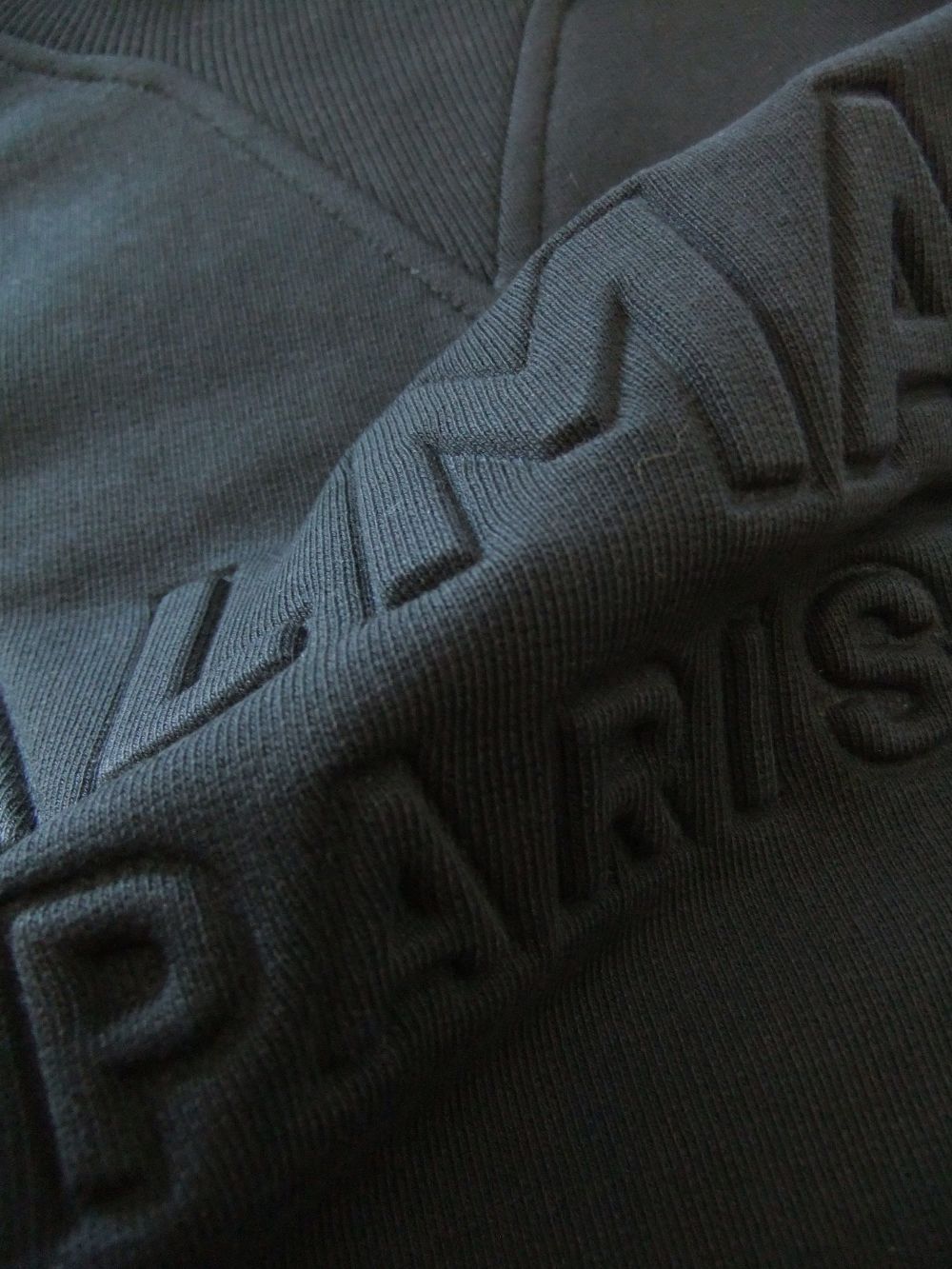 ブラック コットン スウェットシャツ ブラック Balmain Paris エンボスロゴ   VH1JQ005/B025