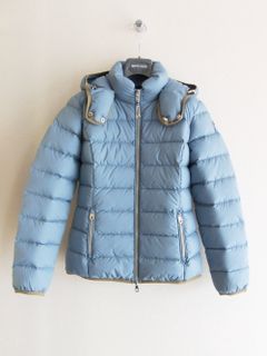 《LADIES》 MATT STELLA  (ライトブルー) マットナイロン ダウンブルゾン  32560
