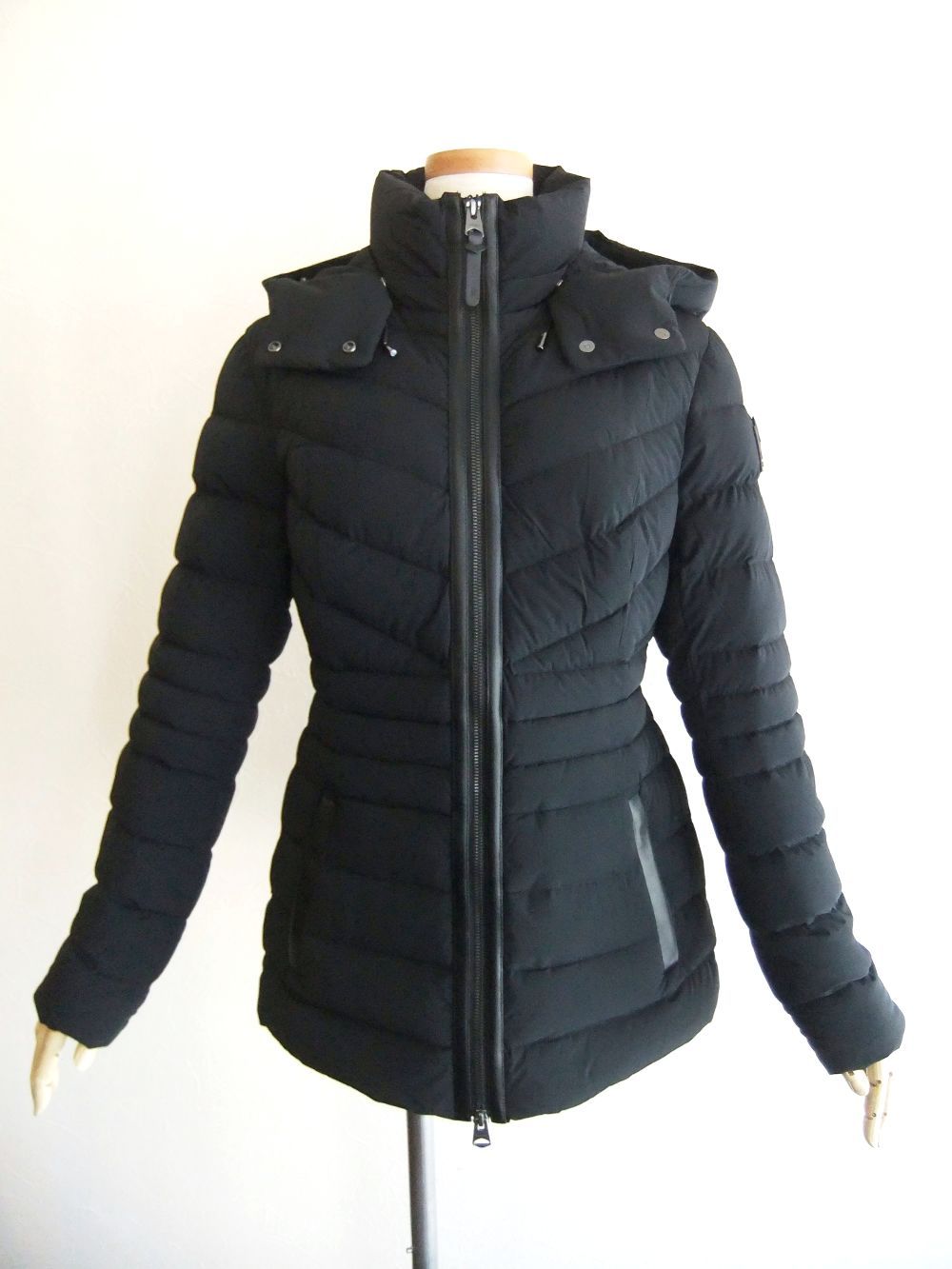 【LADIES】     スーパーストレッチ ダウン ジャケット   PATSY-NFR