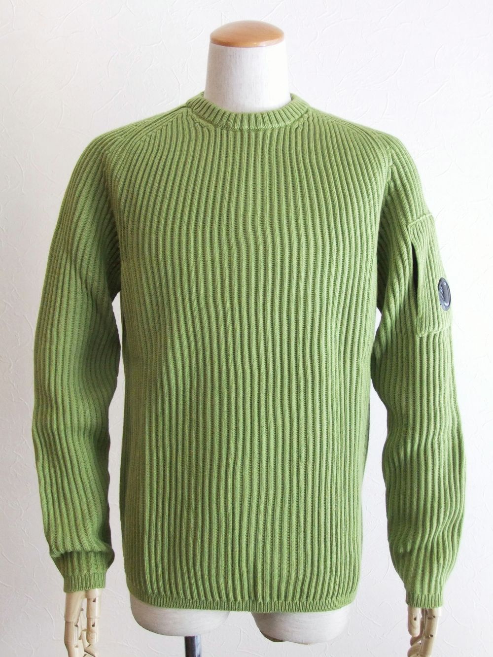 MERINO WOOL JUMPER   (ライトグリーン） リブ編みクルーネック セーター