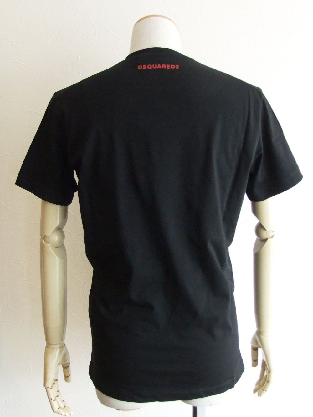 DSQ2 ロゴプリント T-SHIRT (ブラック)  S74GD0838