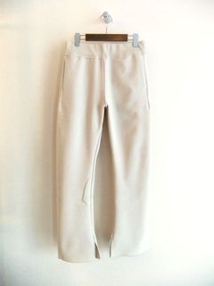 ストレッチ 裾スリット ストレートパンツ  (グレージュ)   a99-003