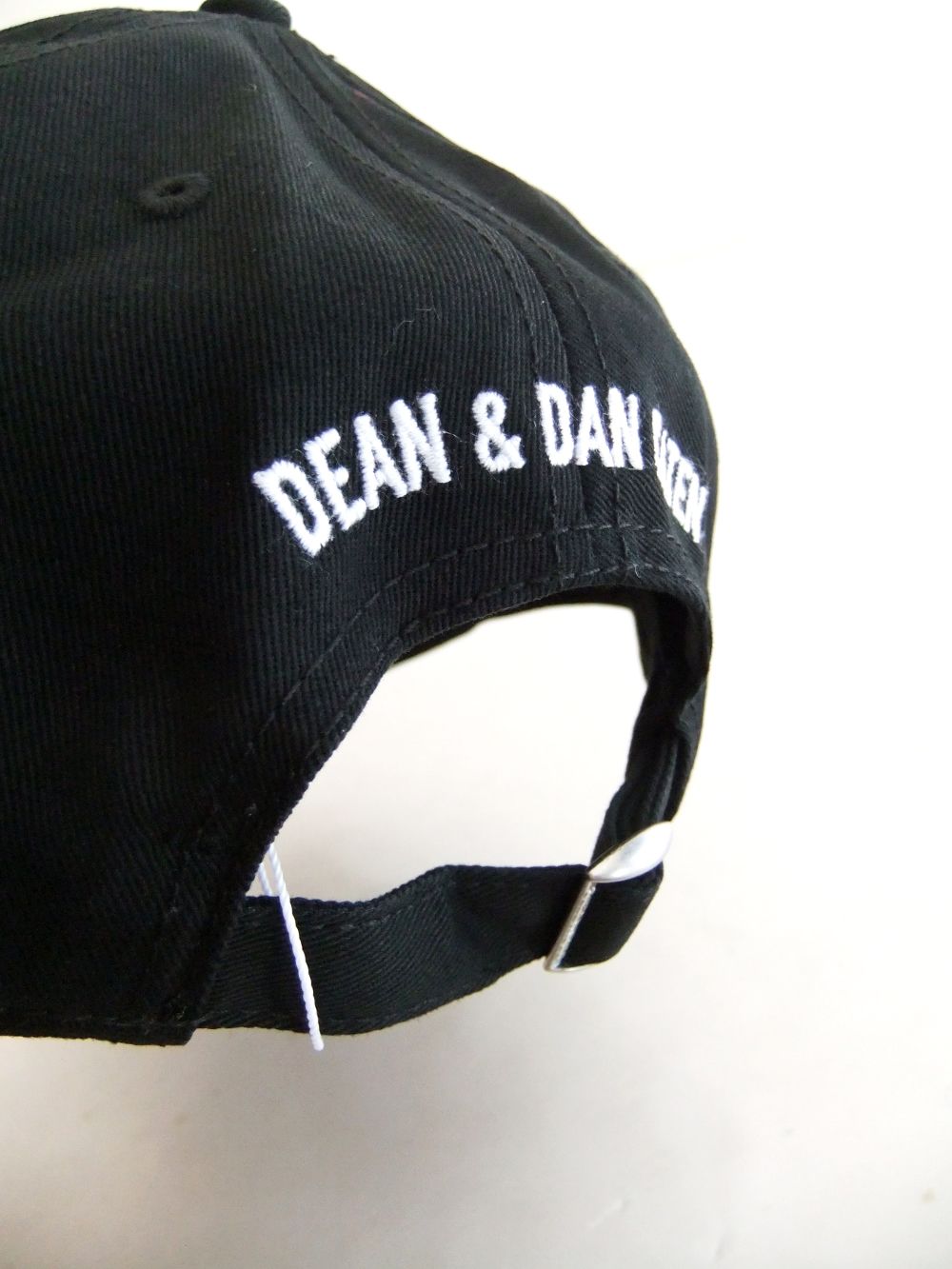 25TH DSQUARED2 BASEBALL CAP  ロゴ キャップ   S82BC0340