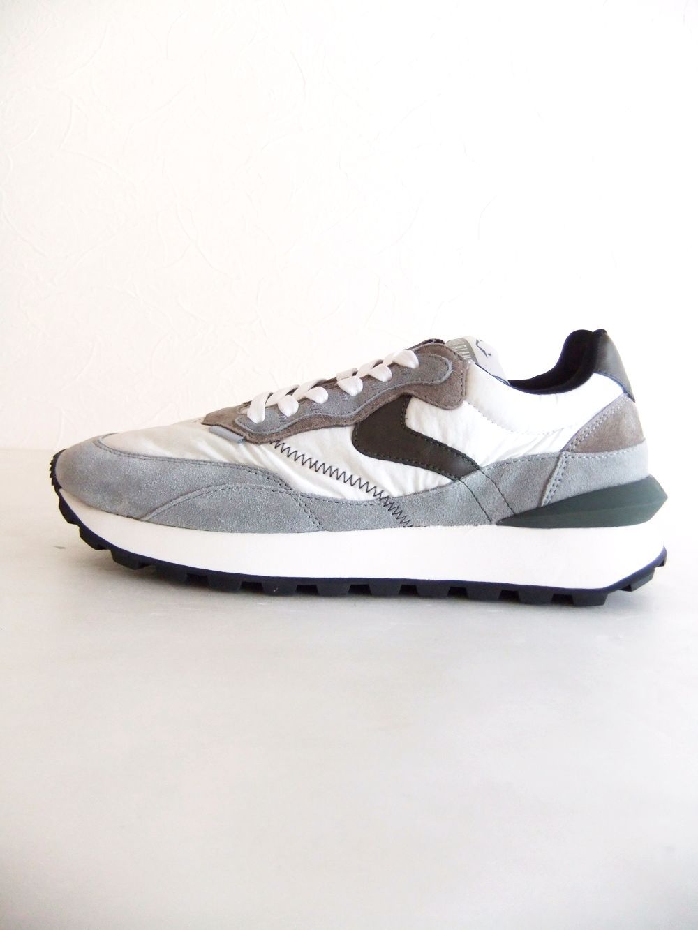 QWARK HYPE MAN  ( WHITE/GRAY )  ナイロン × スエード  スニーカー