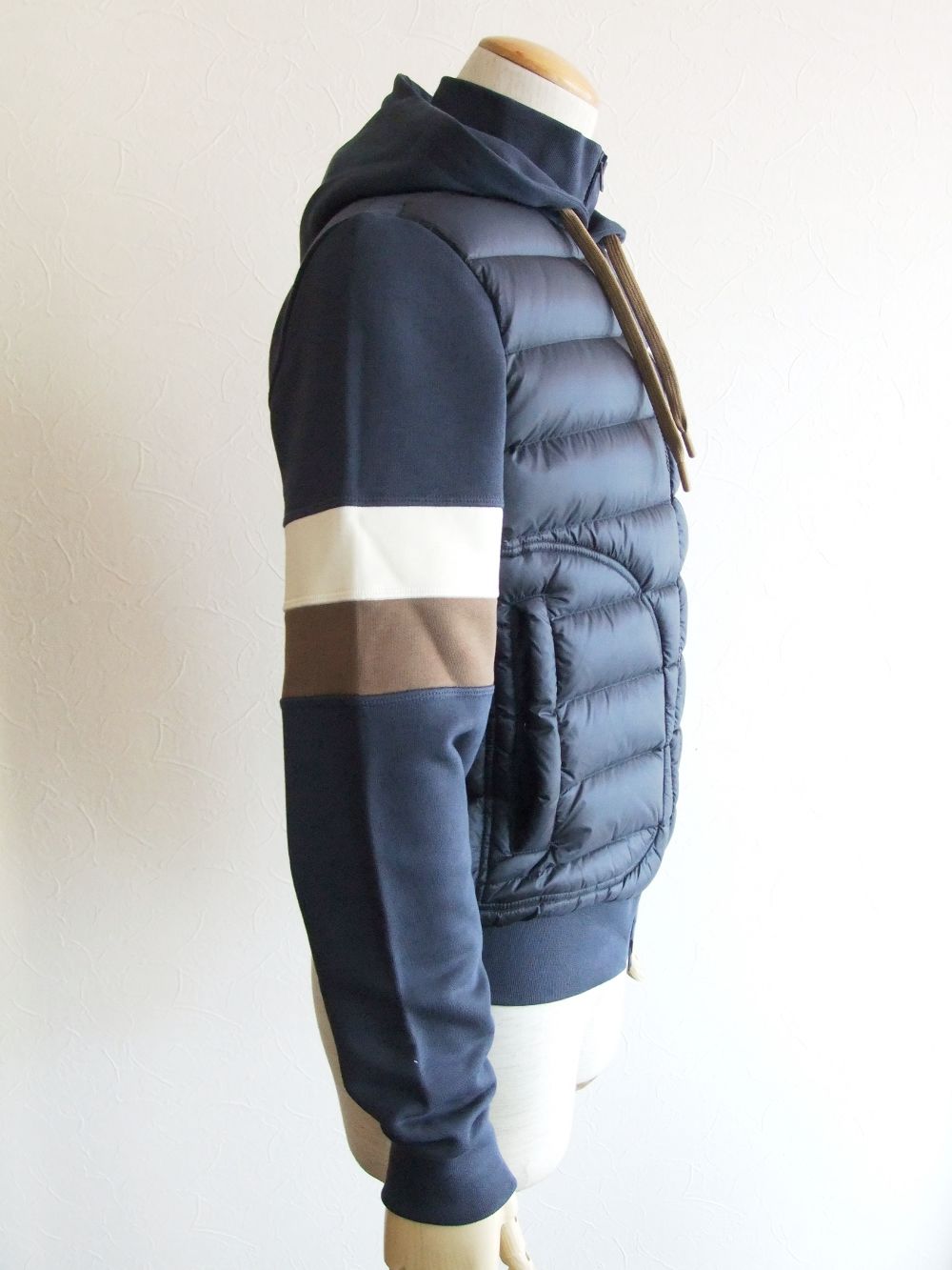 HERNO ヘルノ RESORT ウルトラボンバーダウンジャケット 関税込 HERNO - RESORT ハイブリッド ウルトラ ライトダウン フーデッド