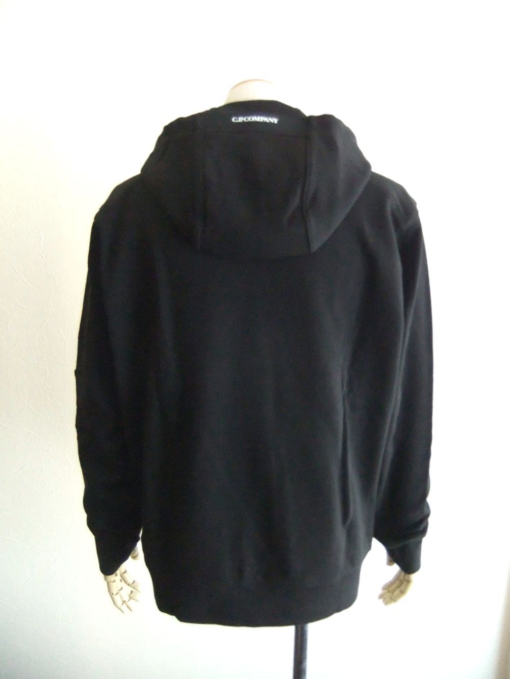 SWEATSHIRTS SWEAT HOODED IN DIAGONAL RAISED FLEECE (ブラック) フーデッド スウェットシャツ