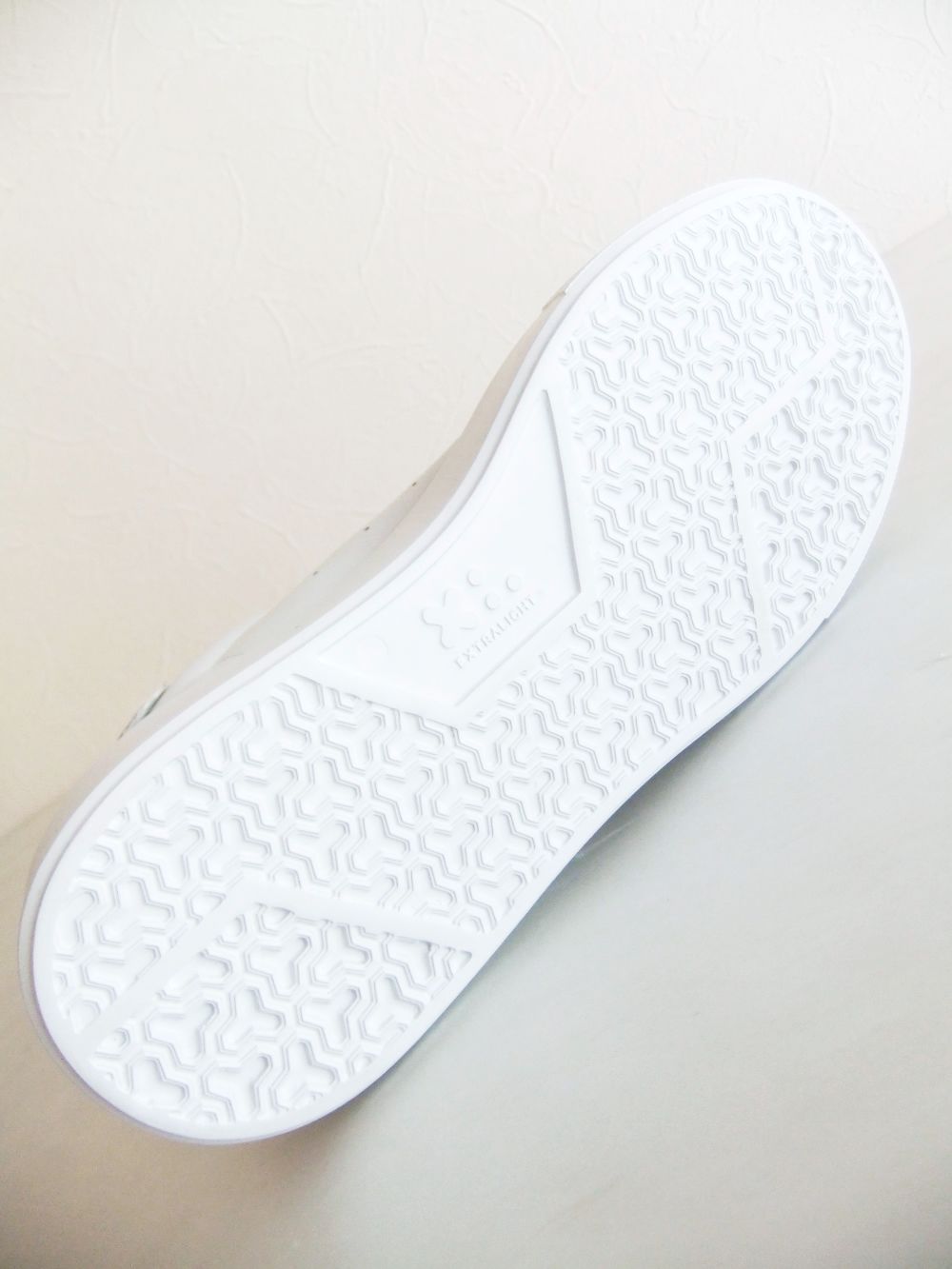 【LADIES】 EXTRALIGHT  ELEVATE TONGUE  コート スニーカー   28707AA6