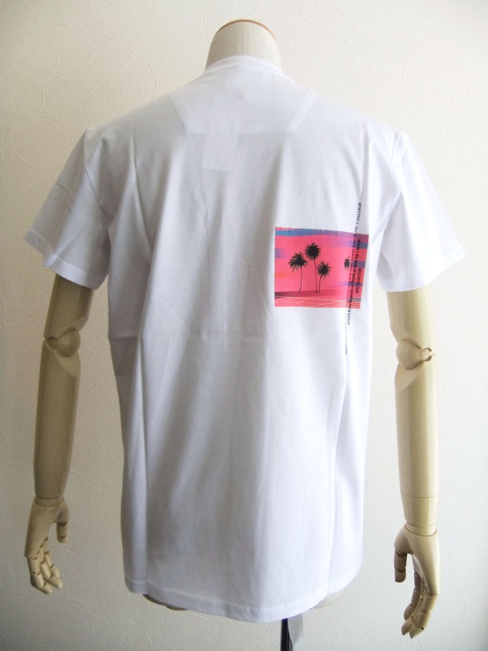 ELKI  バックロゴプリント 半袖 Tシャツ