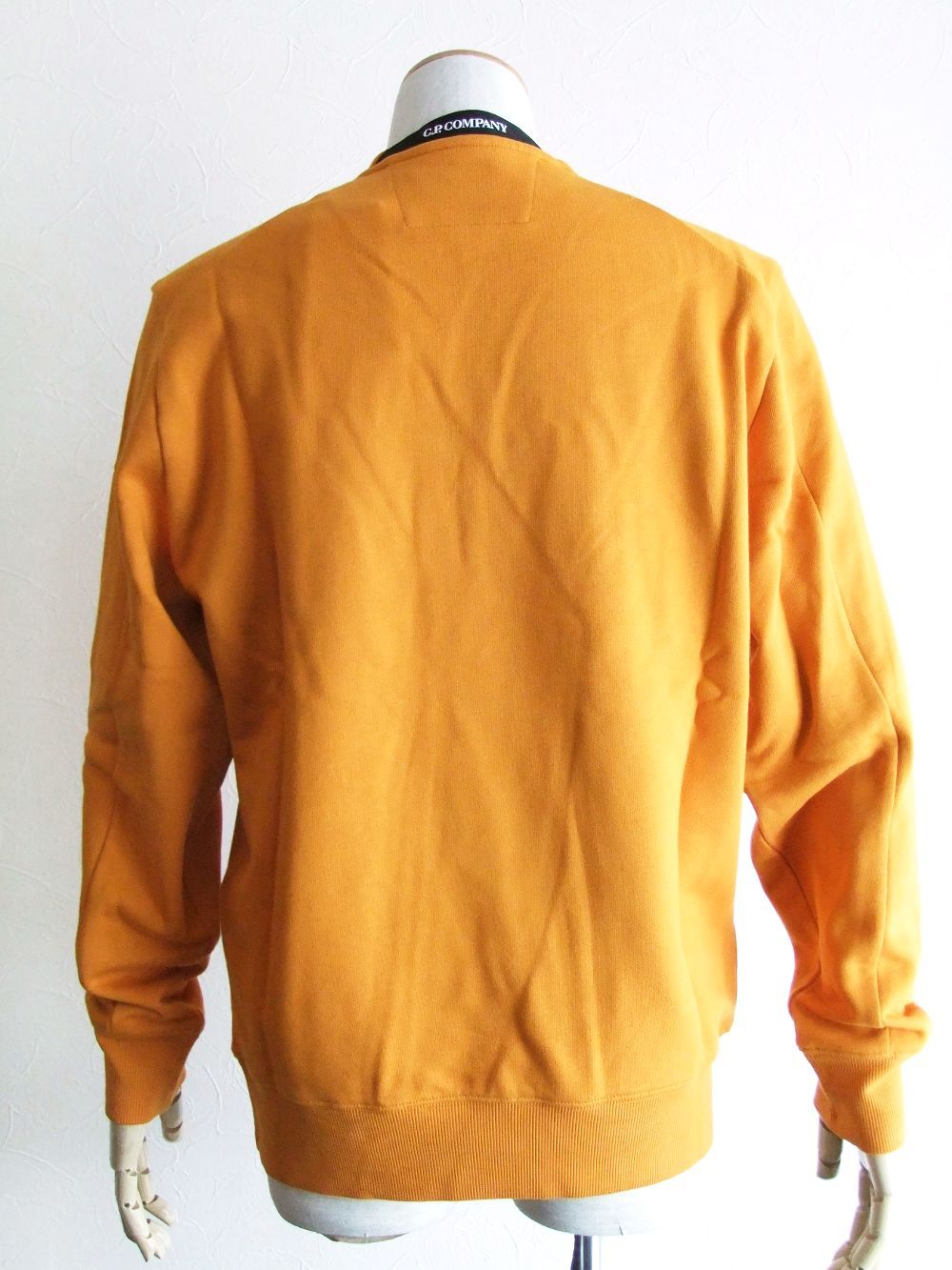 DIAGONAL RAISED FLEECE  SWEATSHIRT  (イエロー) クルーネック スウェットシャツ