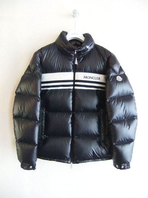 MONCLER《モンクレール》メンズ正規通販 | 4.444glad / 1万円(税抜 