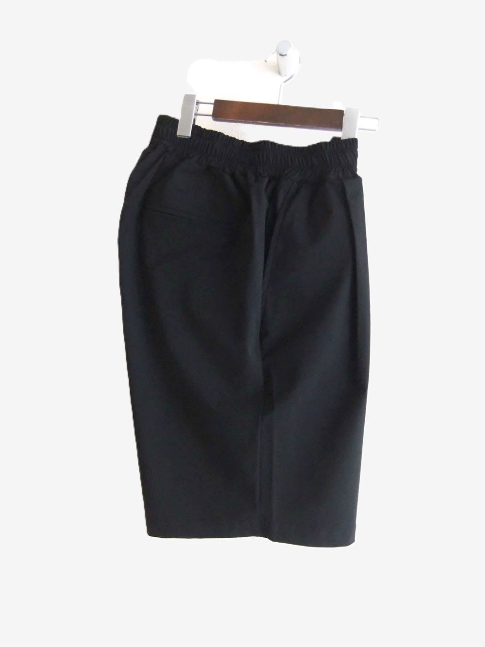 SHORTS OVER PINCES  (ブラック) ナイロン ストレッチ ハーフパンツ