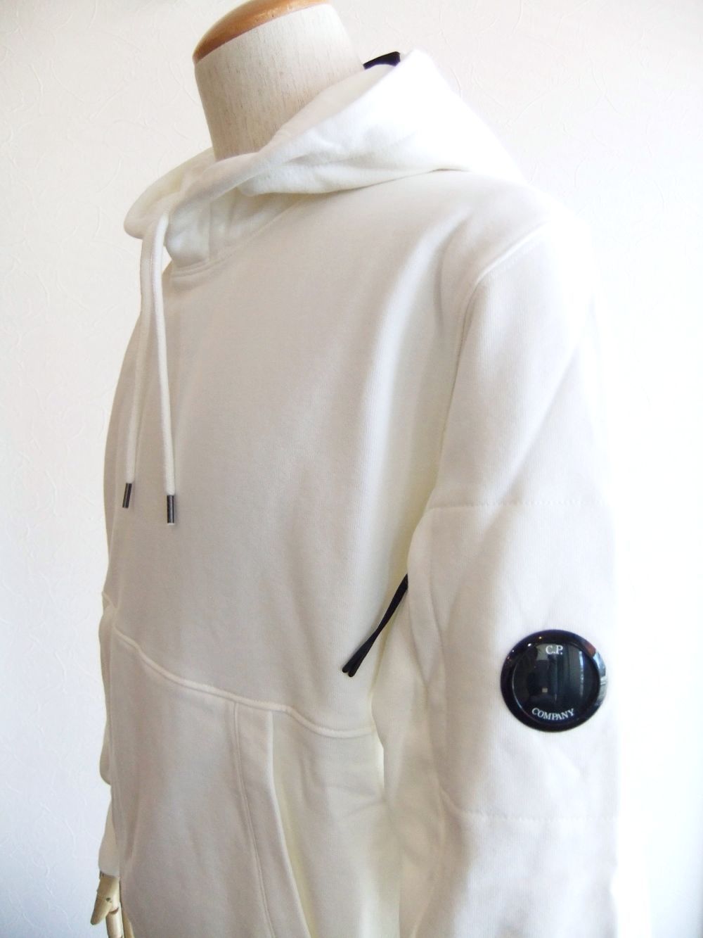 DIAGONAL RAISED FLEECE  HOODIE  (ホワイト) フーデッド スウェットシャツ