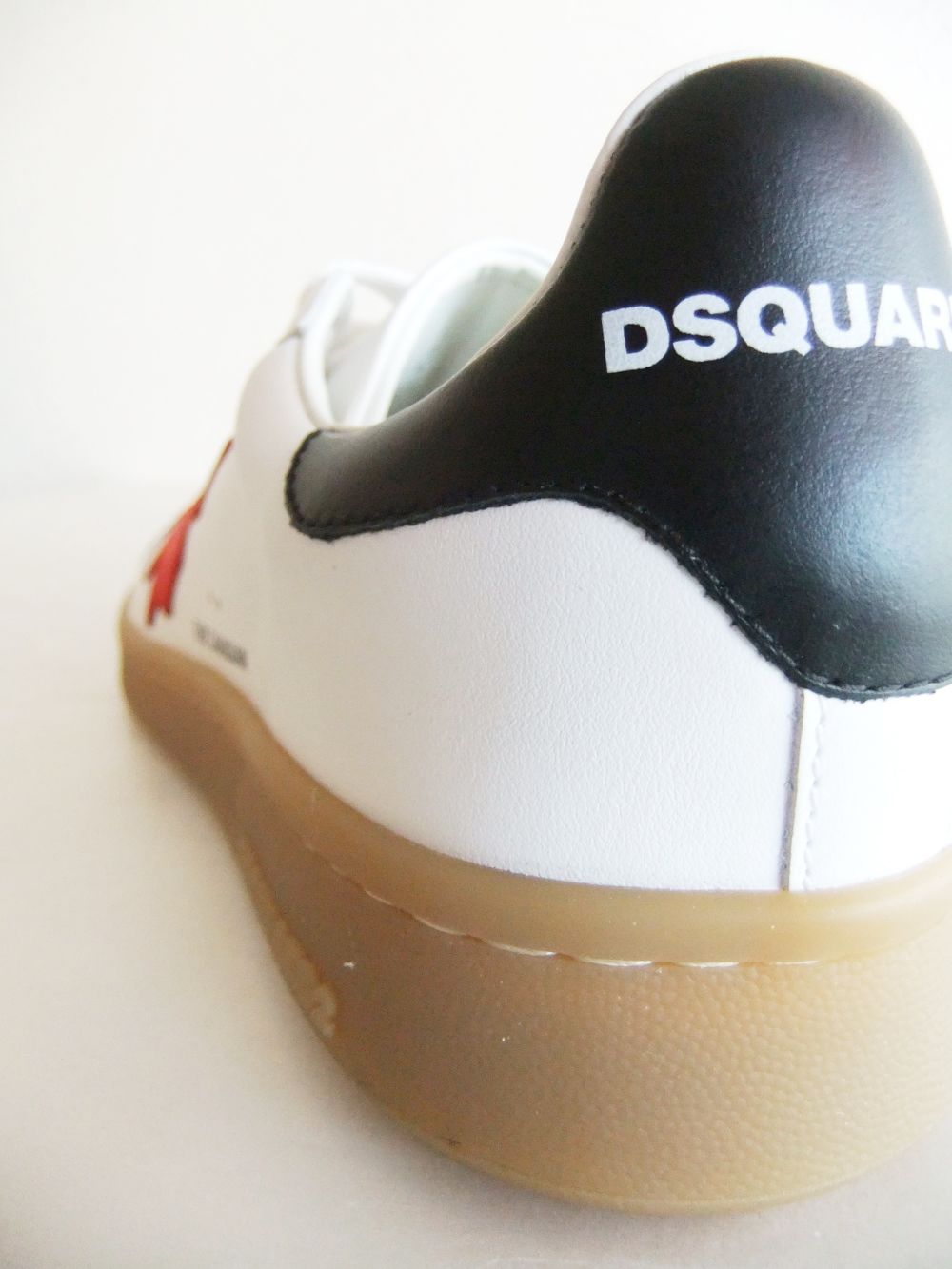 Dsquared2 - BOXER SNEAKERS (ホワイト) ロゴ レザースニーカー | 4.444glad