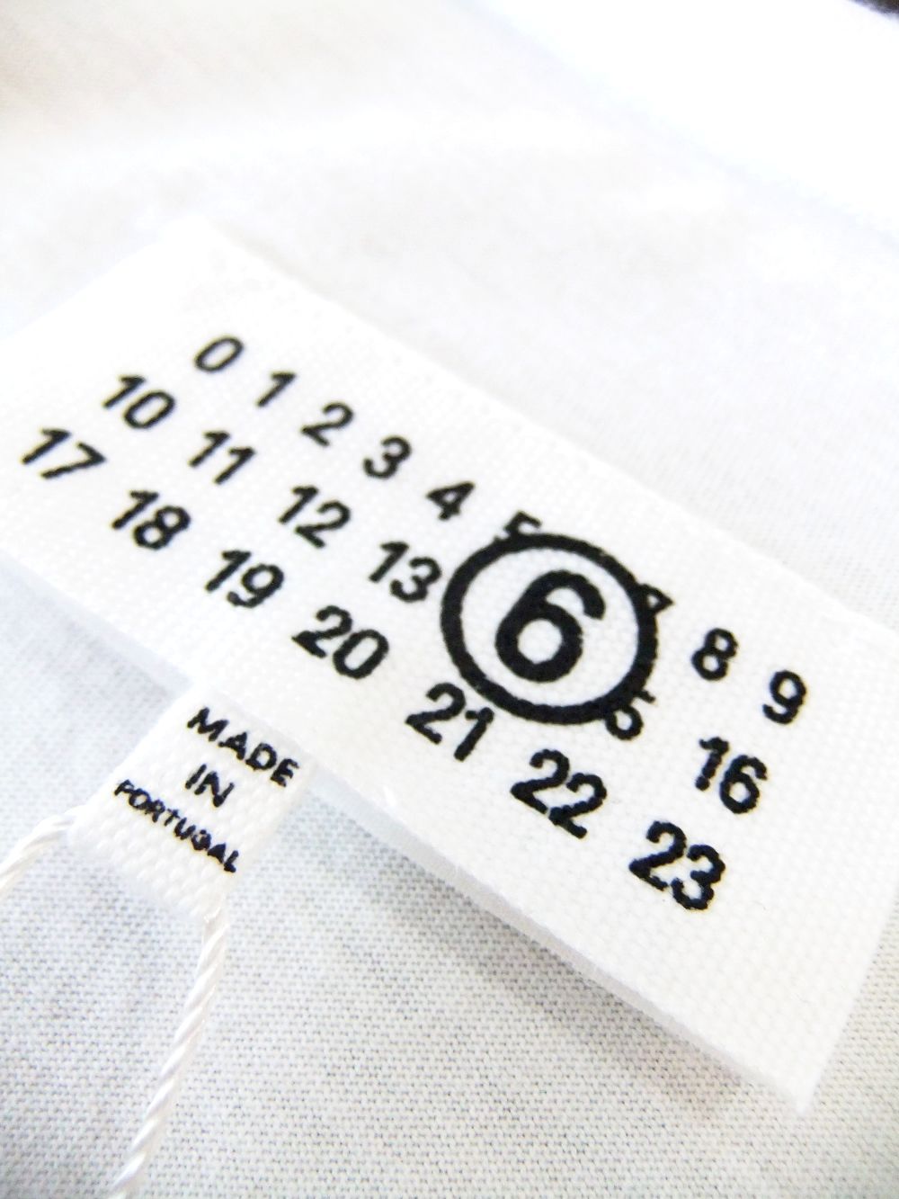 関送込★MM6 MAISON MARGIELA★ナンバリング ロゴパッチ Tシャツ MM6 MAISON MARGIELA エムエムシックス メゾン マルジェラ T