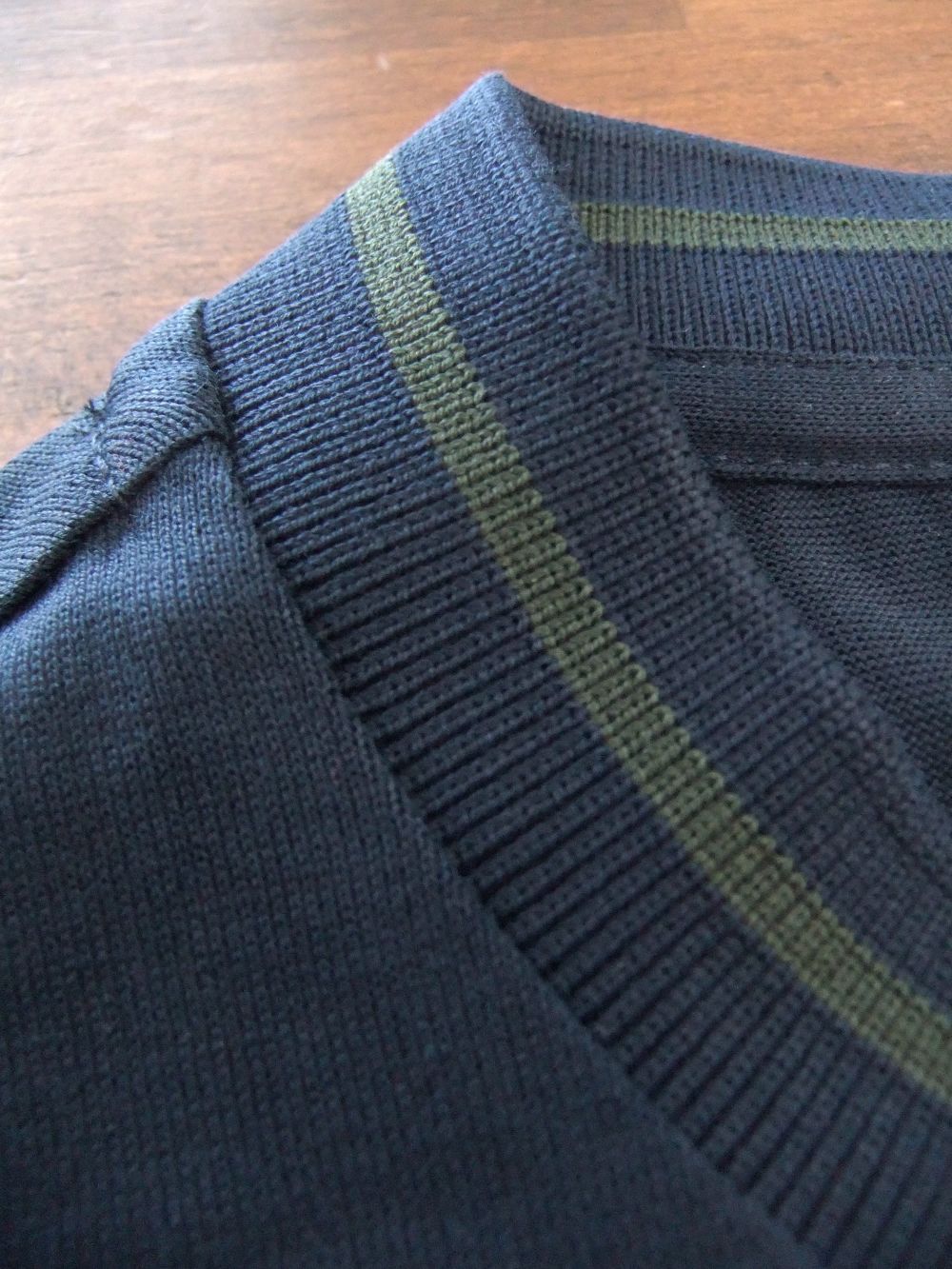 HERNO コットン ストレッチ クルーネックTシャツ (ネイビー)  JG0115U-52016