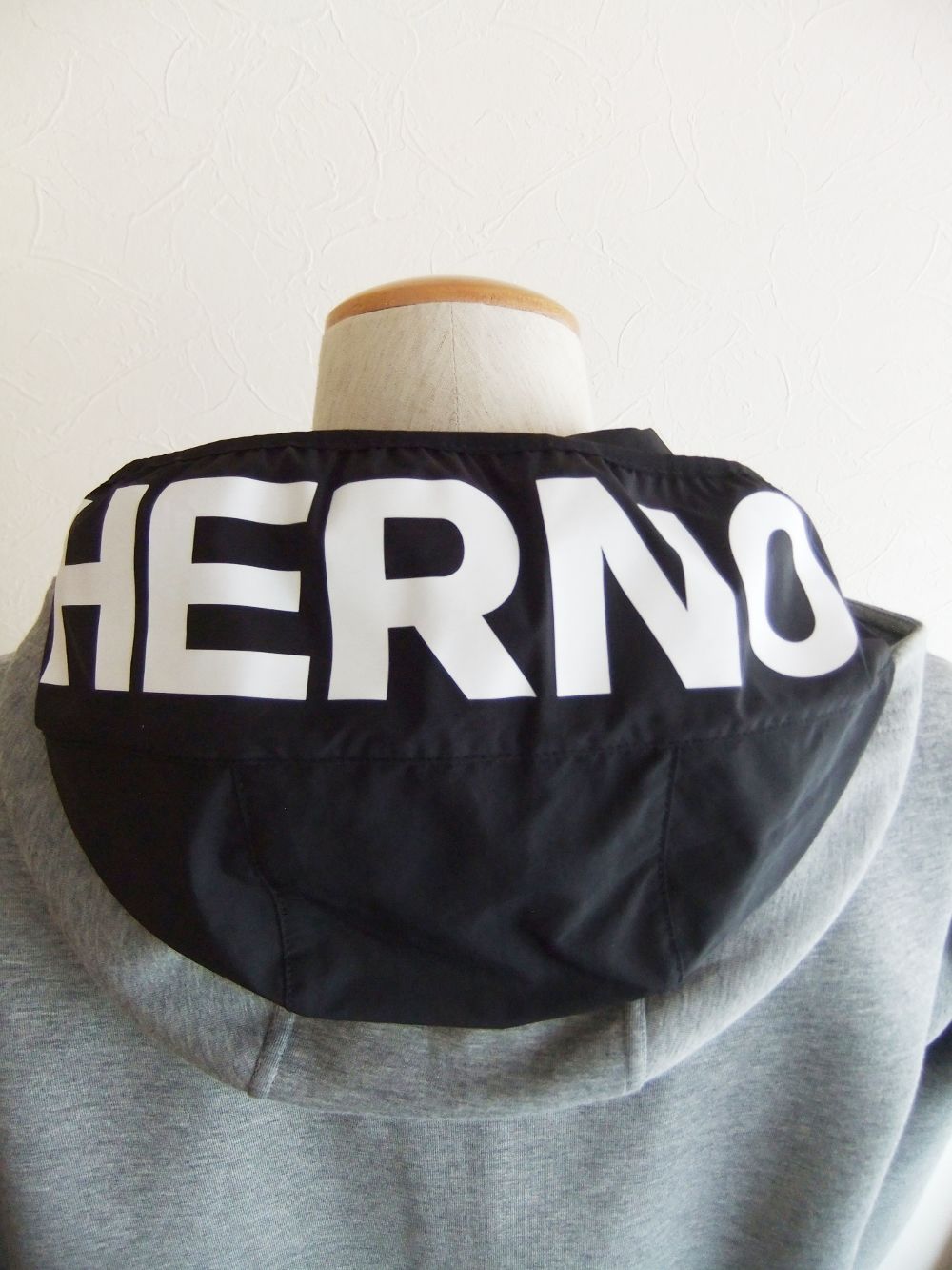 HERNO - SOFT SCUBA & PLASTER スウェット ZIP パーカー JC000027U